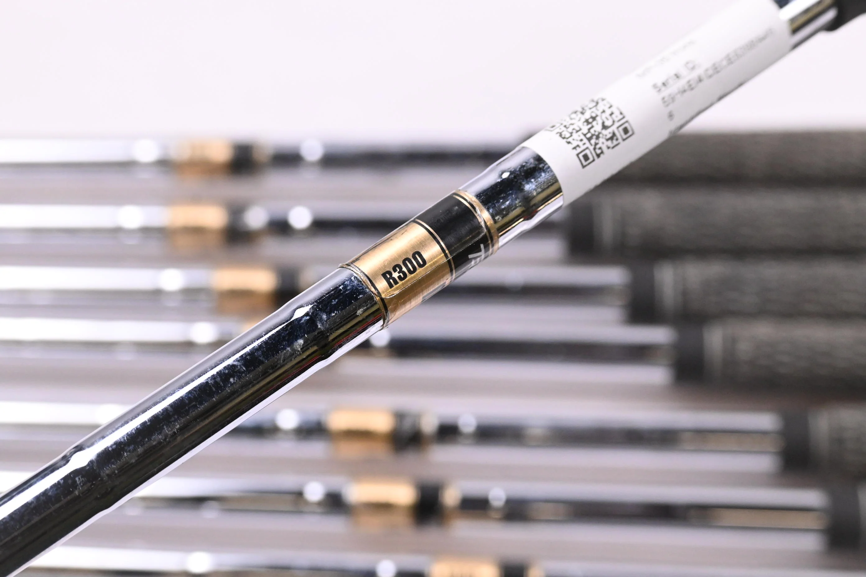 Mizuno MP-30 Irons / 3-PW / Regular Flex Dynamic Gold R300 Shafts - Image 5