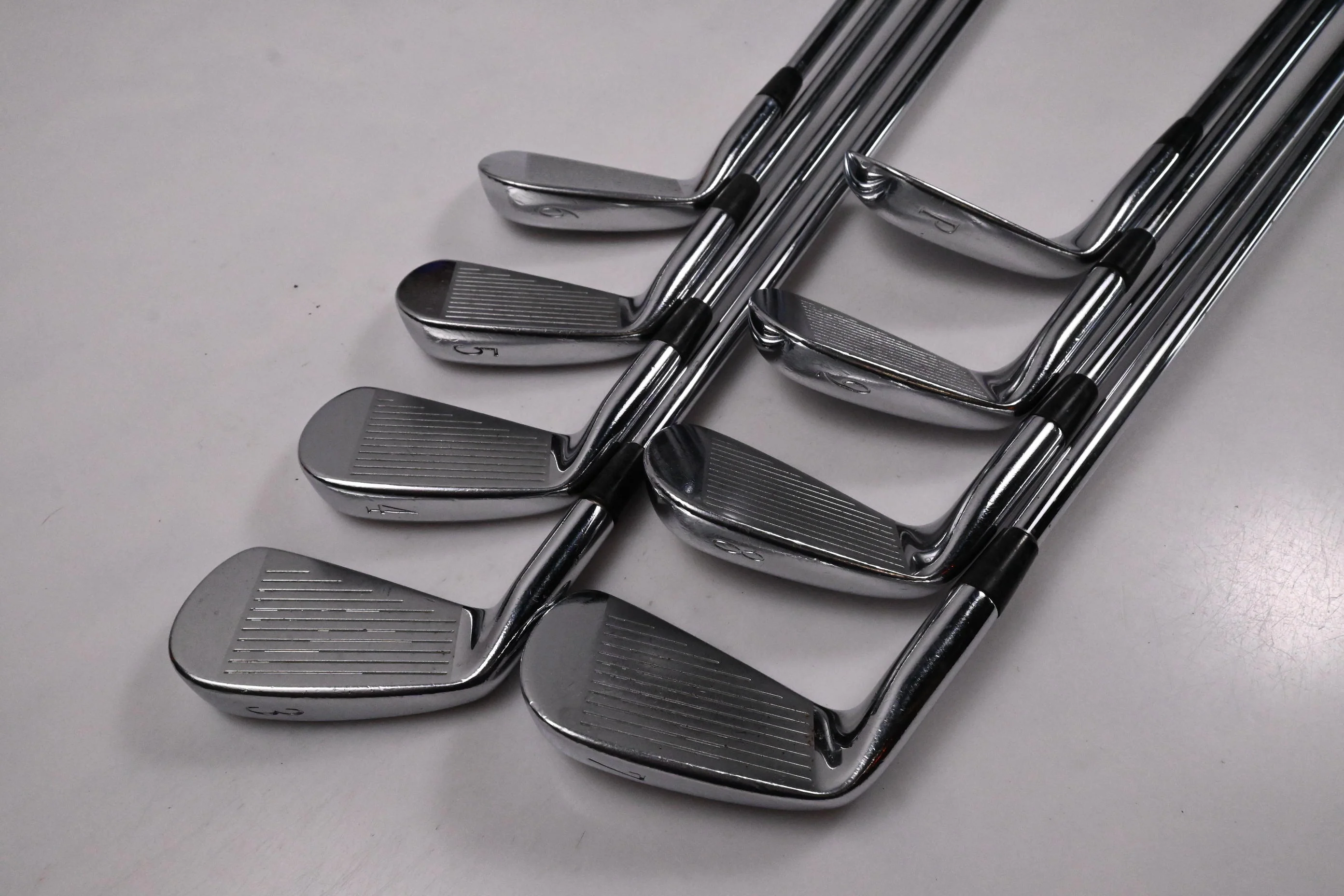 Mizuno MP-30 Irons / 3-PW / Regular Flex Dynamic Gold R300 Shafts - Image 4
