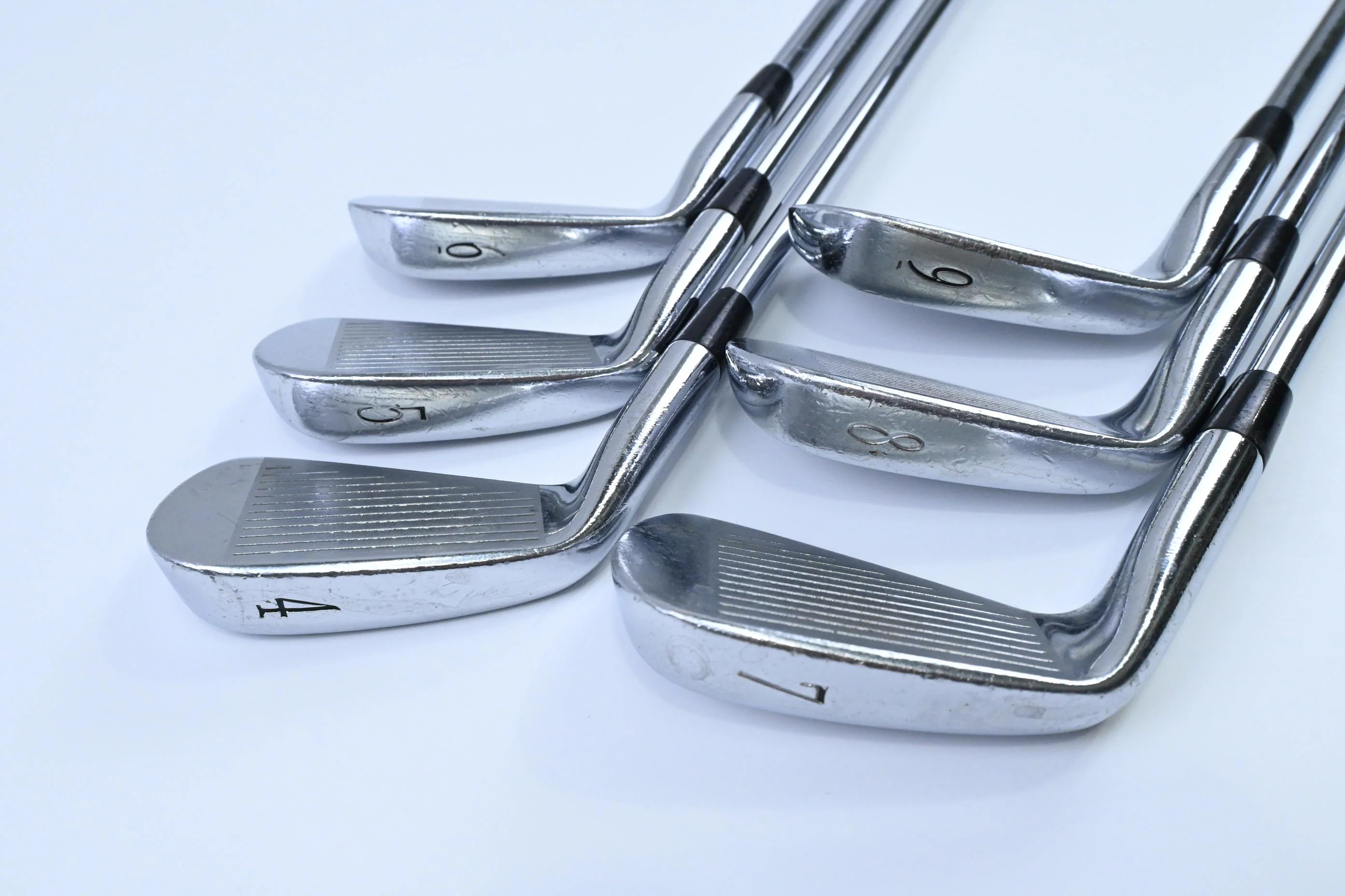 Mizuno MP-30 Irons / 4-9 / Regular Flex Dynamic Gold Lite R300 Shafts - Image 4