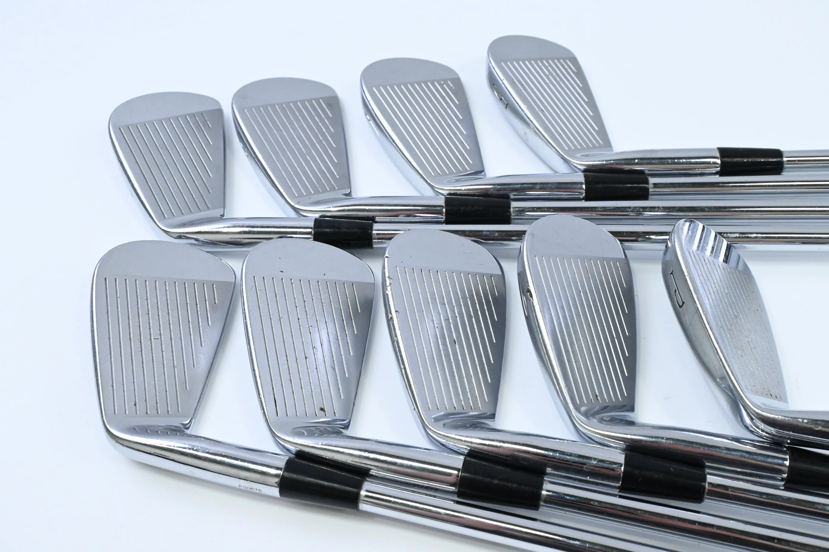 Mizuno MP-30 Irons / 2-PW / Regular Flex Dynamic Gold R300 Shafts - Image 3