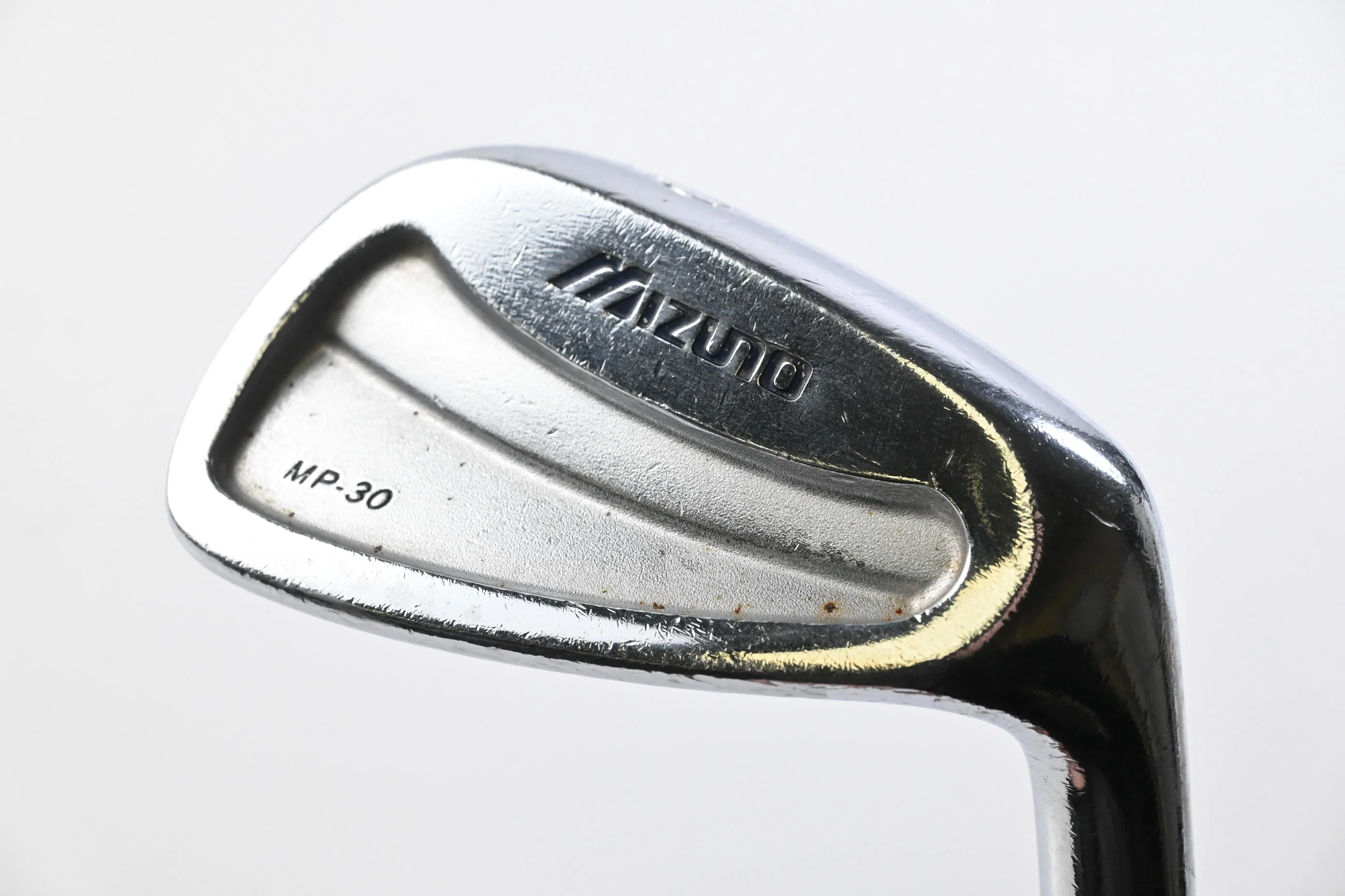 Mizuno MP-30 Pitching Wedge / 47 Degree / Regular Flex Dynamic Gold R300 Shaft