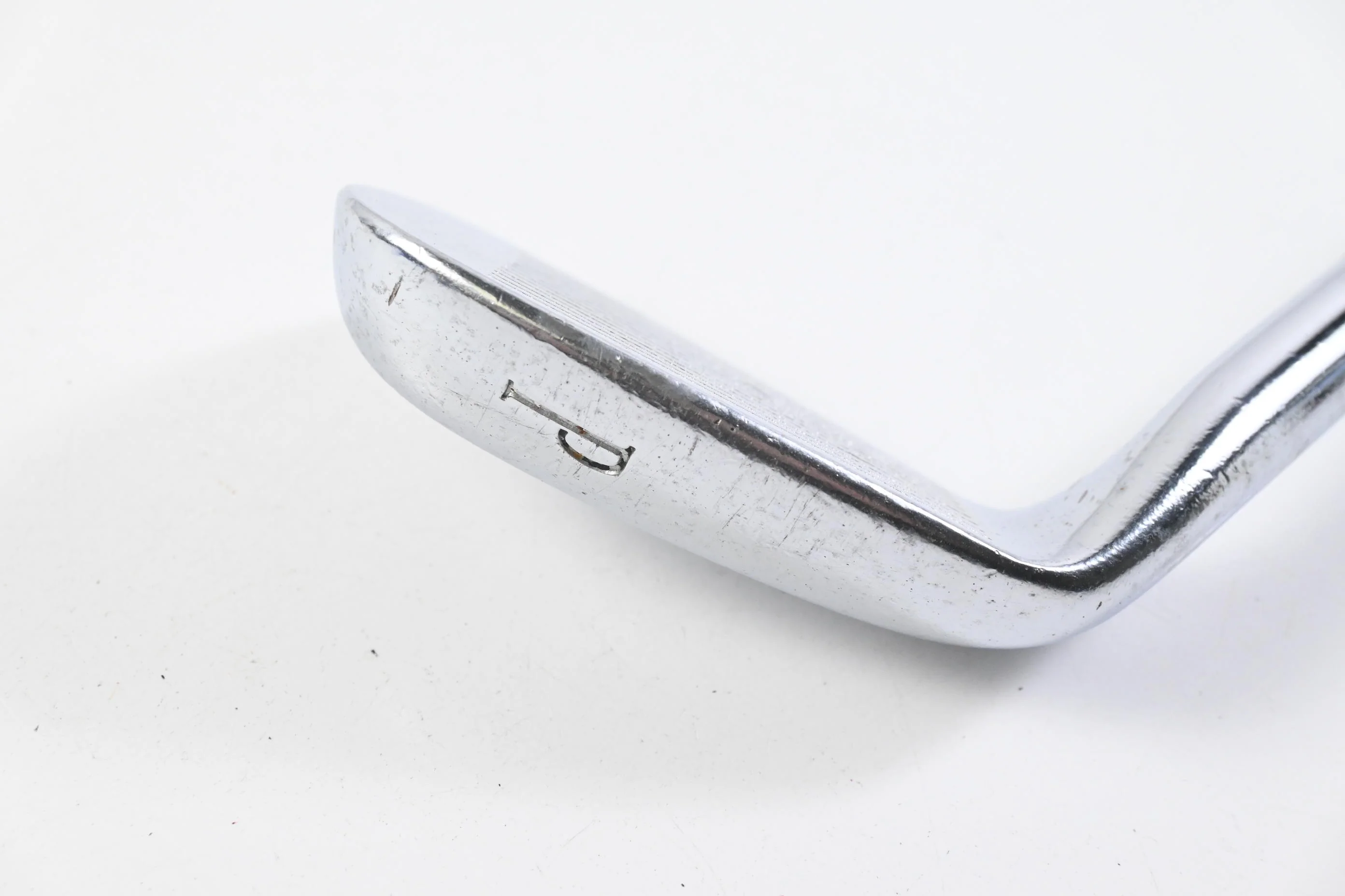 Mizuno MP-30 Pitching Wedge / 47 Degree / Regular Flex Dynamic Gold R300 Shaft - Image 3