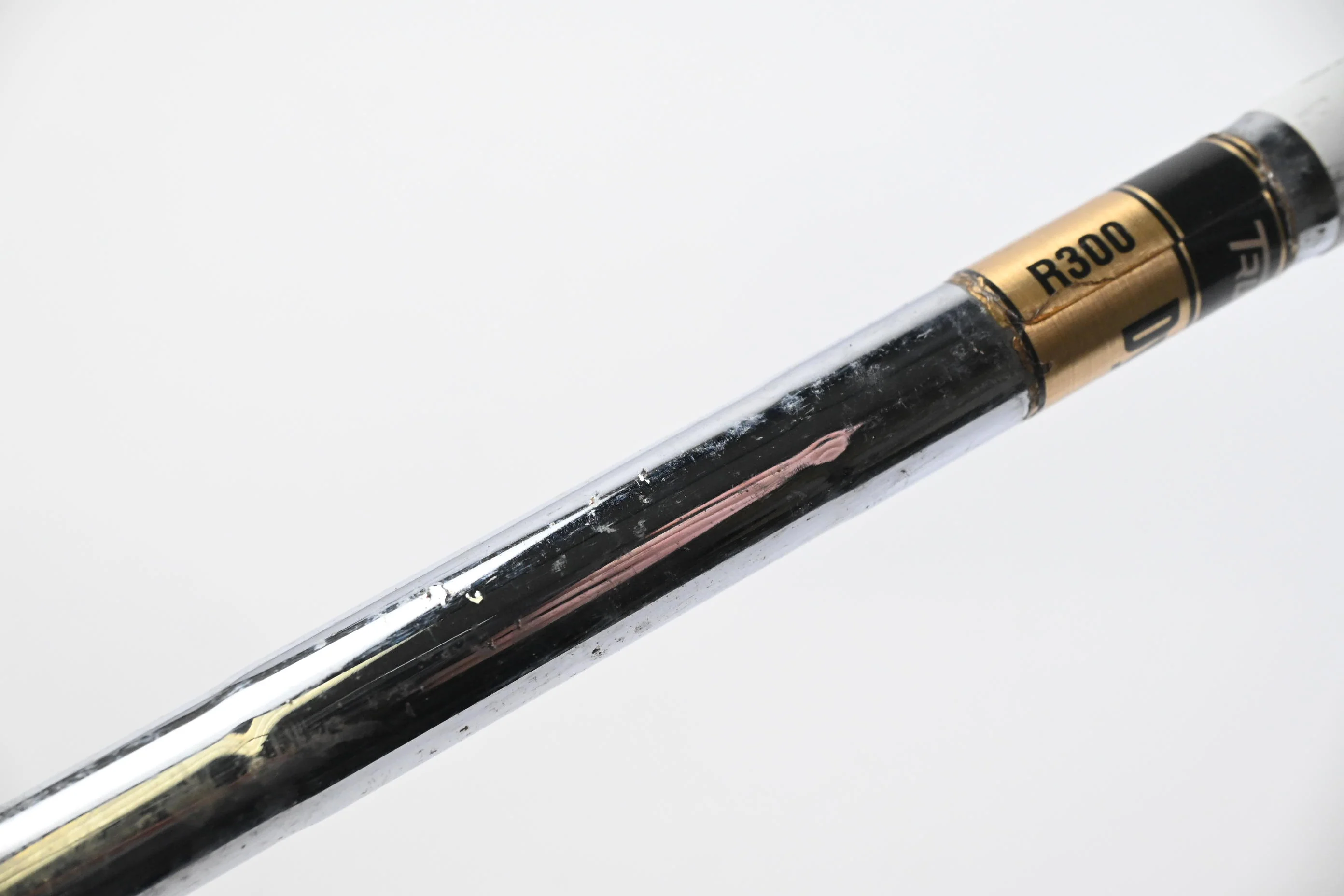 Mizuno MP-30 Pitching Wedge / 47 Degree / Regular Flex Dynamic Gold R300 Shaft - Image 4