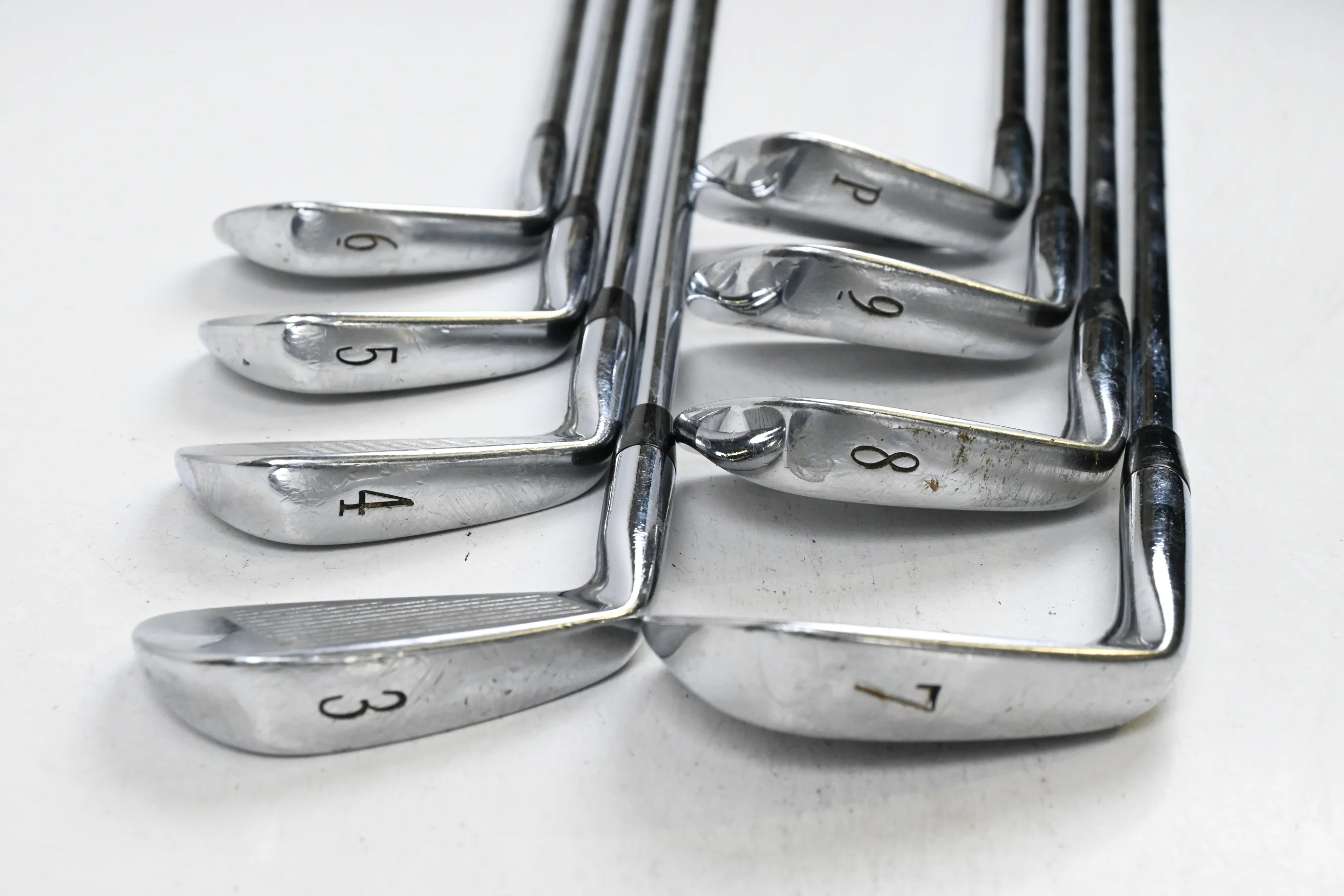 Mizuno MP-32 Irons / 3-PW / Stiff Flex Dynamic Gold S300 Shafts - Image 4