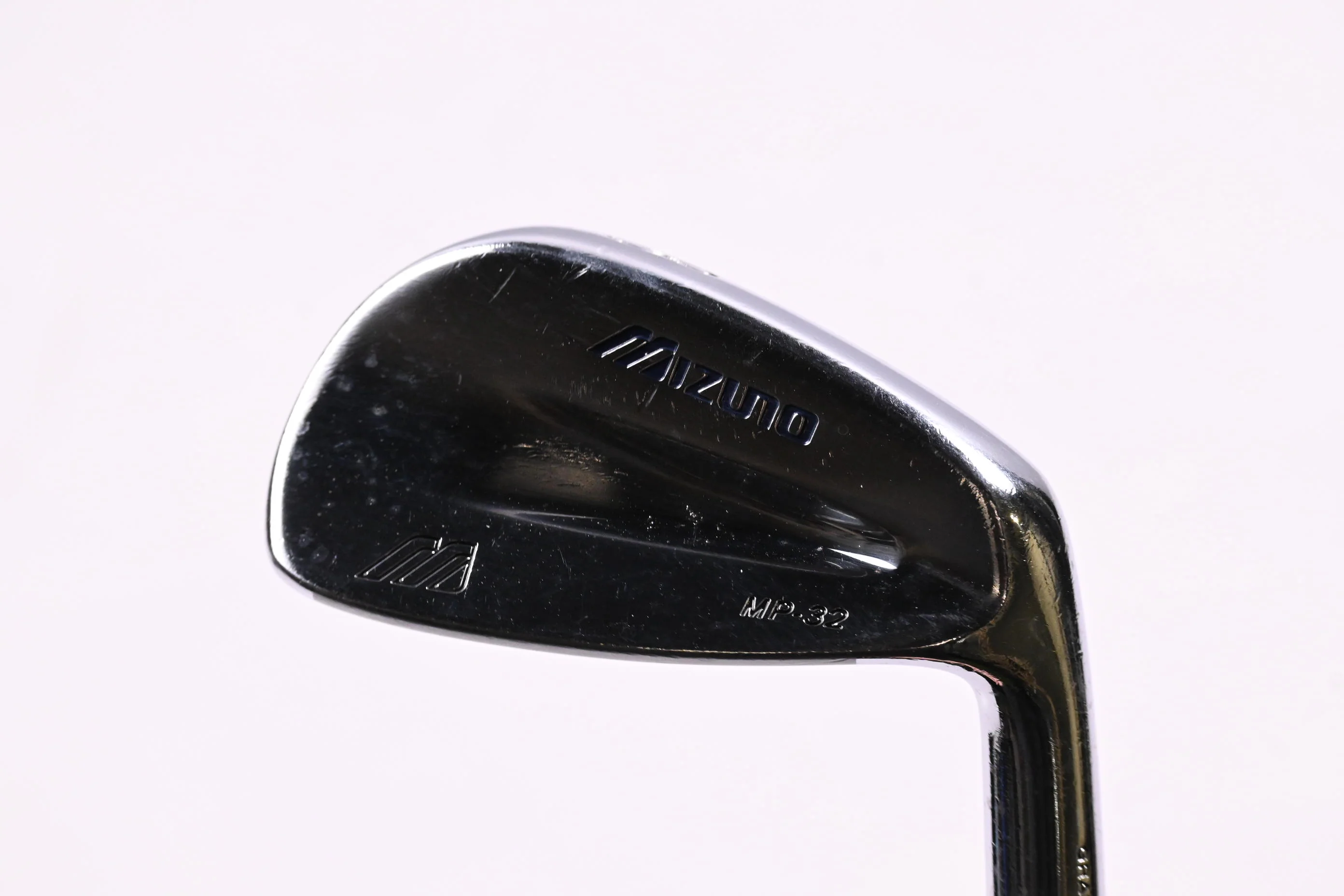 Mizuno MP-32 #8 Iron / Regular Flex Dynamic Gold R300 Shaft