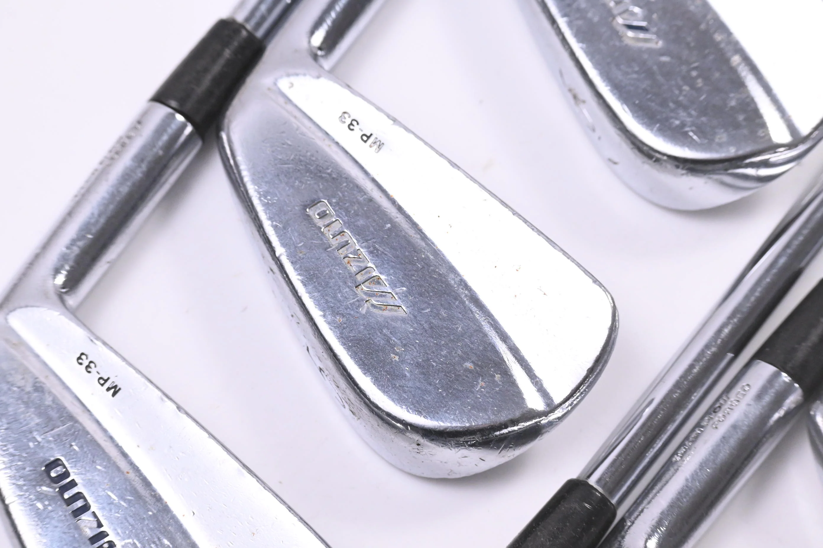 Mizuno MP-33 Irons / 3-PW / Regular Flex Dynamic Gold R300 Shafts