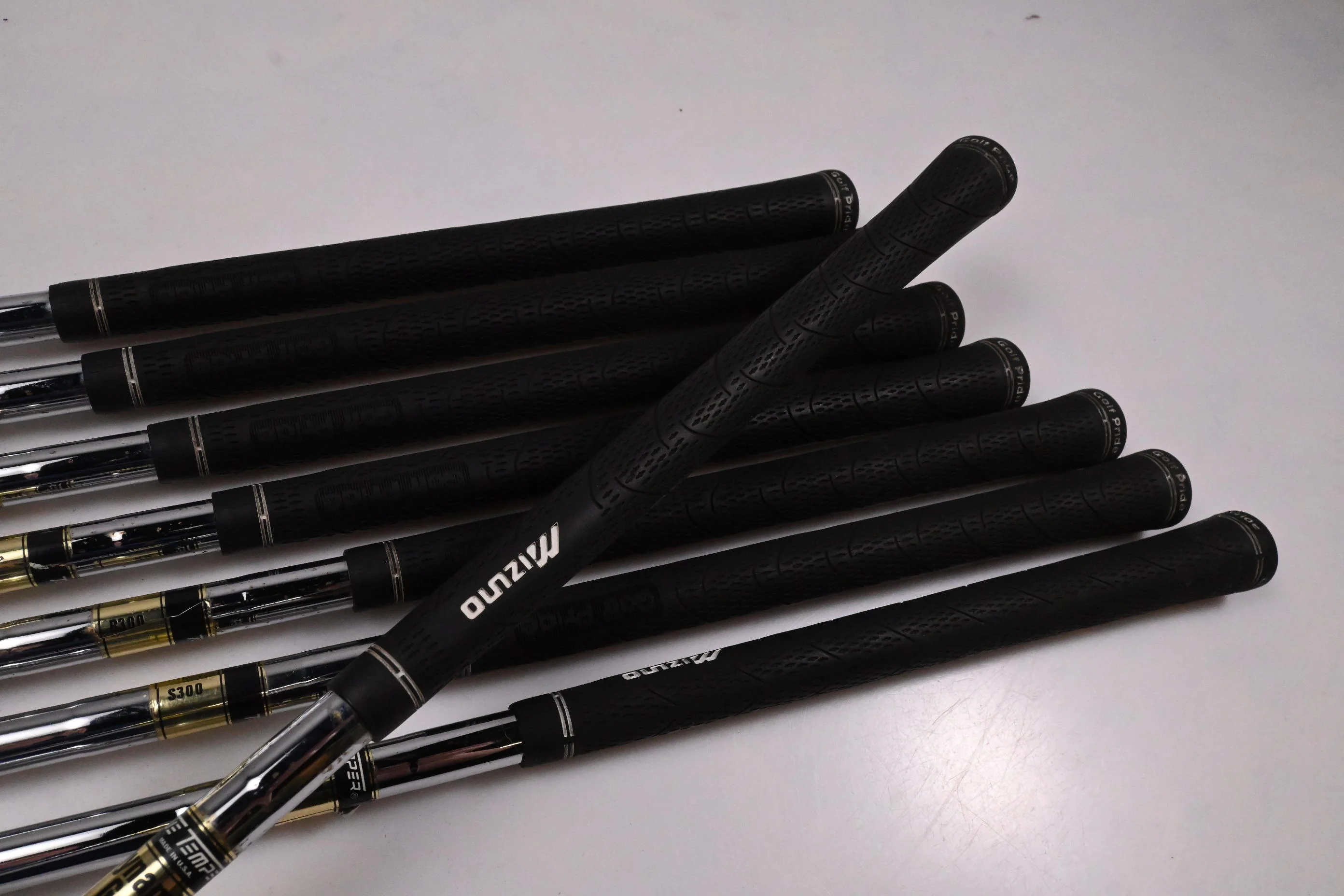 Mizuno MP-4 Irons / 3-PW / Stiff Flex Dynamic Gold S300 Shafts - Image 8