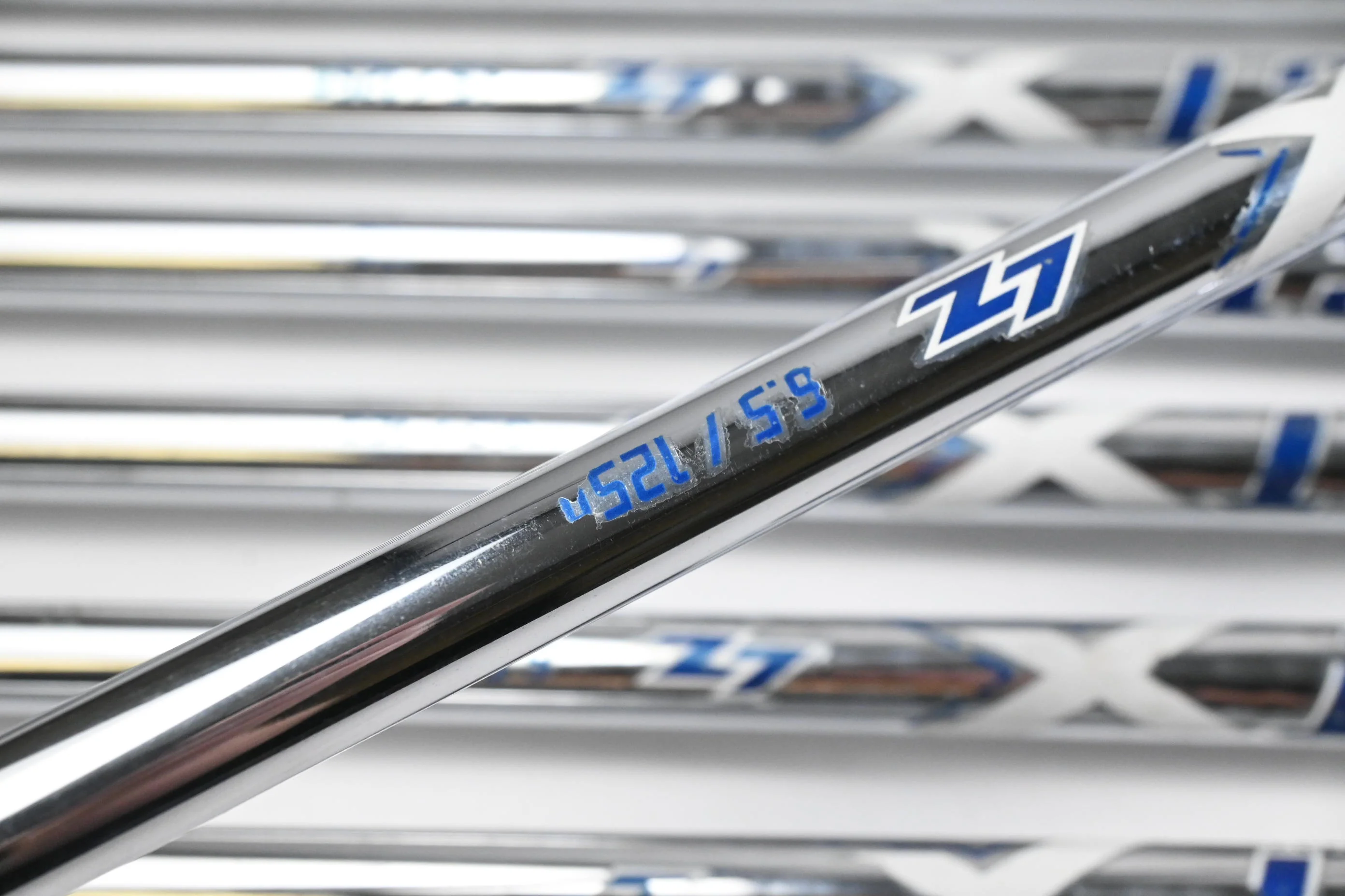 Mizuno MP-5 Irons / 4-PW / X-Flex Project X LZ 125 Shafts - Image 5