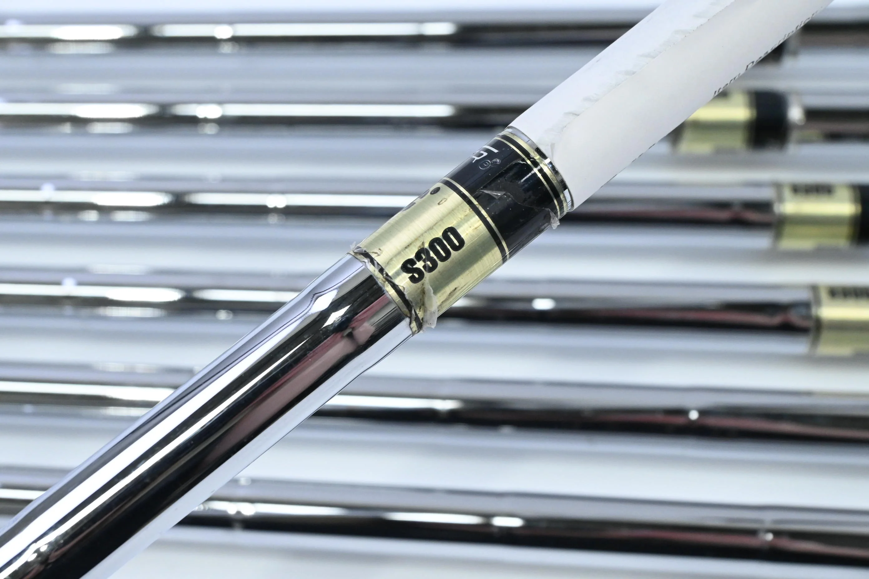 Mizuno MP-5 Irons / 4-PW / Stiff Flex Dynamic Gold S300 Shafts - Image 5