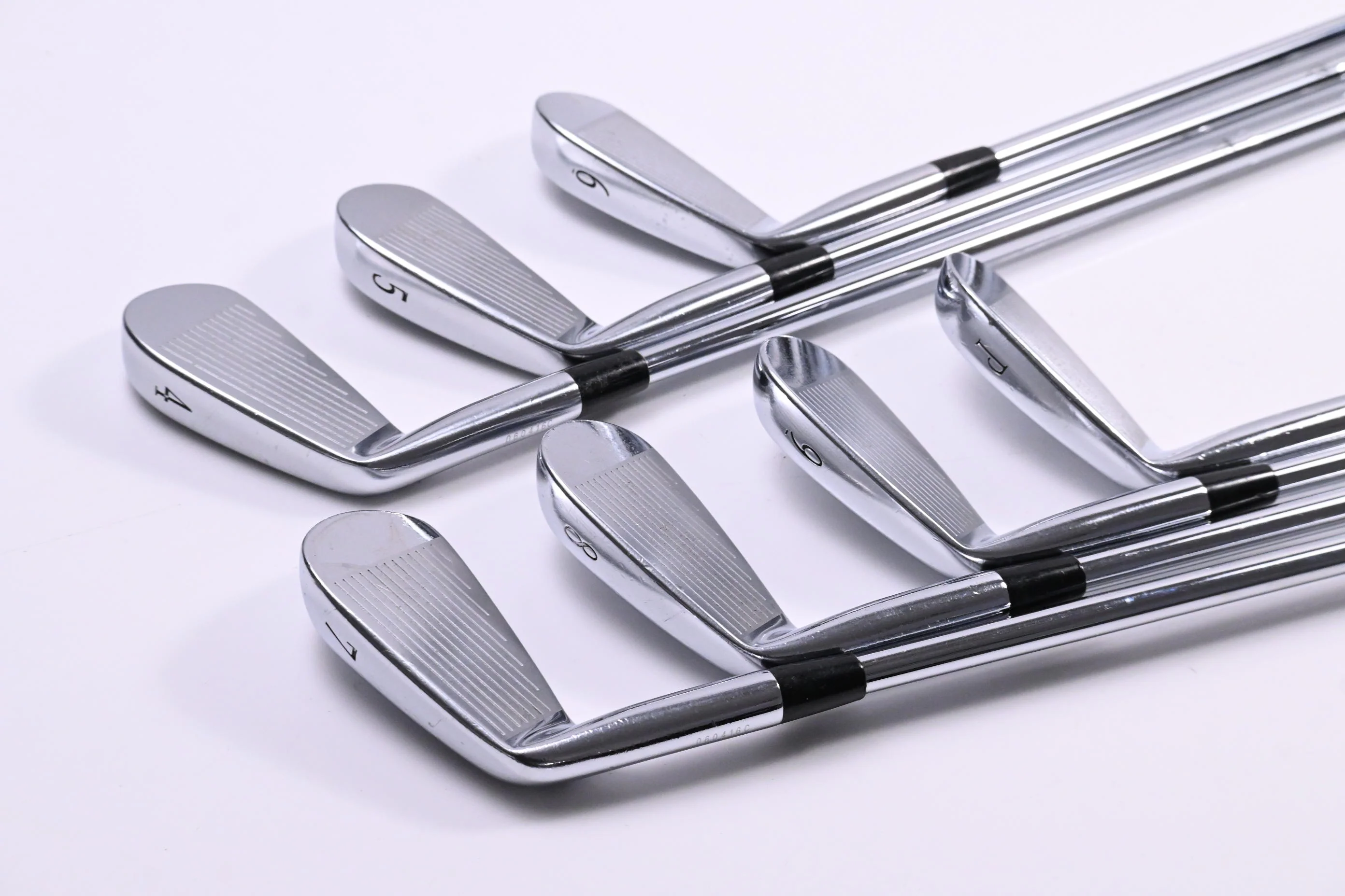 Mizuno MP-5 / MP-25 Combo Irons / 4-PW / Stiff Flex Dynamic Gold S300 Shafts - Image 4
