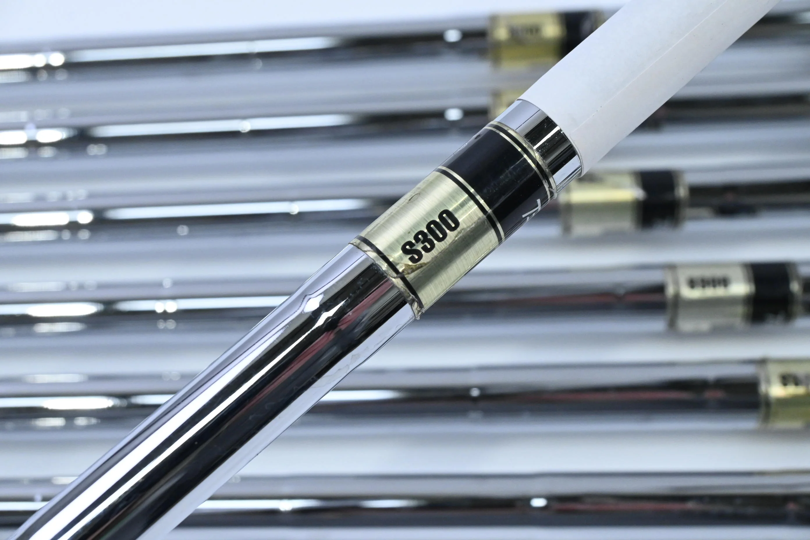 Mizuno MP-53 Irons / 4-PW / Stiff Flex Dynamic Gold S300 Shafts - Image 5