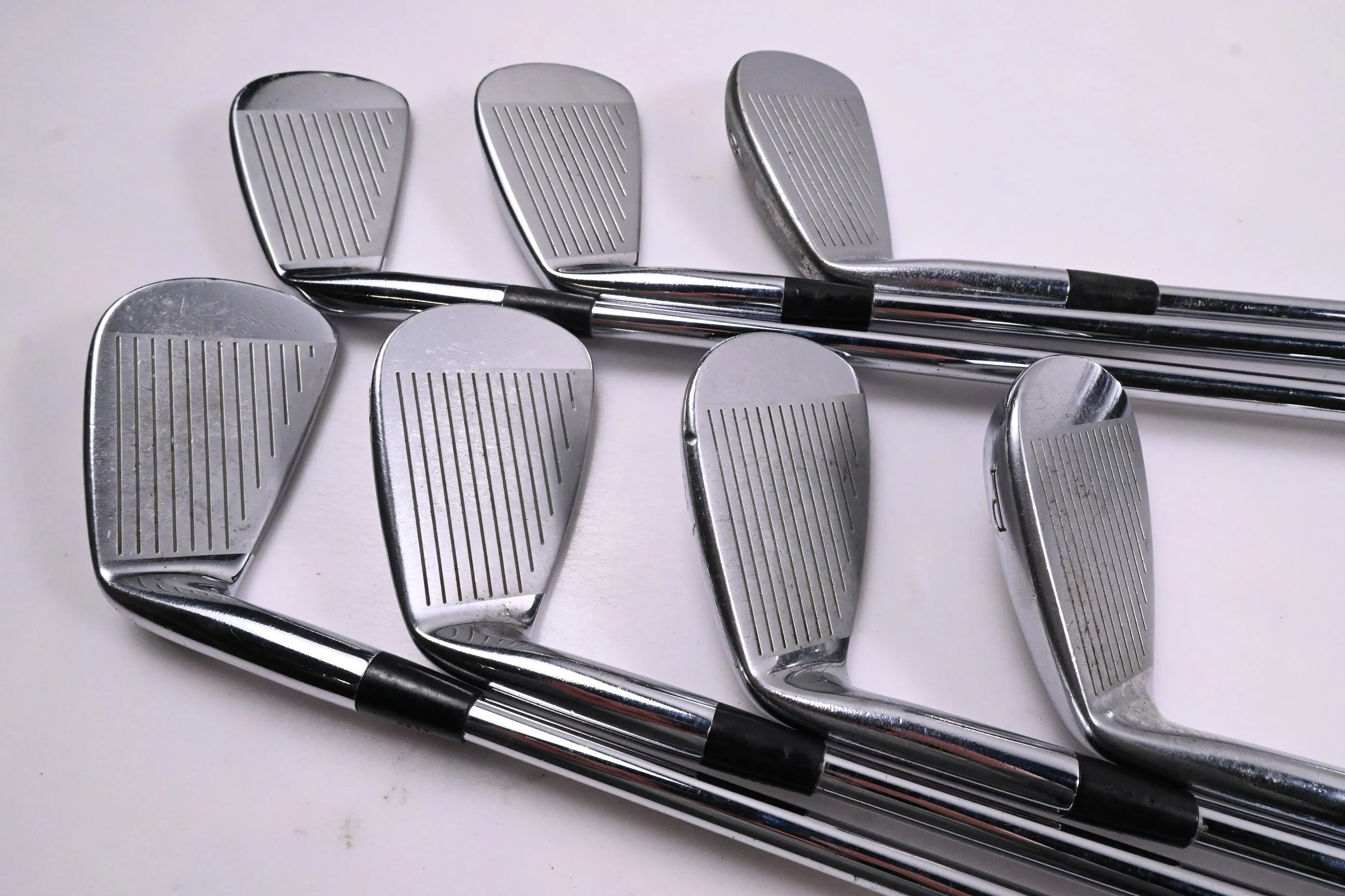 Mizuno MP-60 Irons / 4-PW / Regular Flex Dynamic Gold R300 Shafts - Image 3