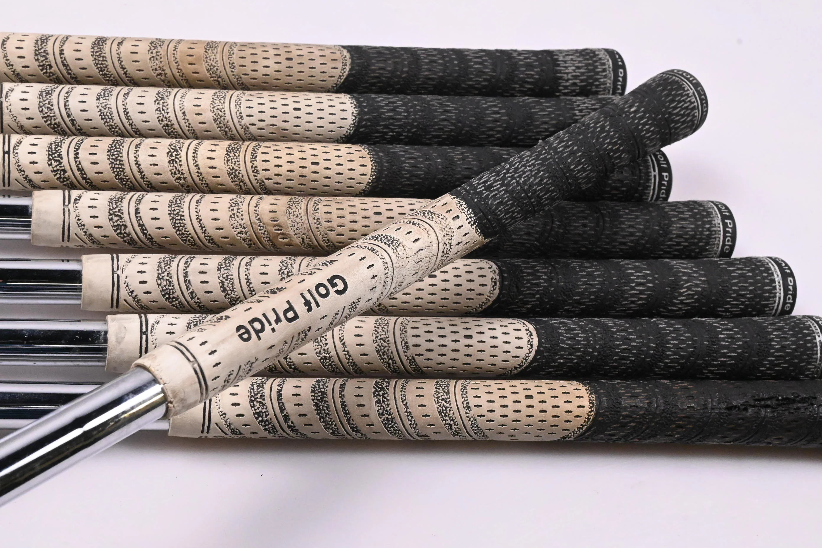 Mizuno MP-63 Irons / 3-PW / Stiff Flex Dynamic Gold SL S300 Shafts - Image 7