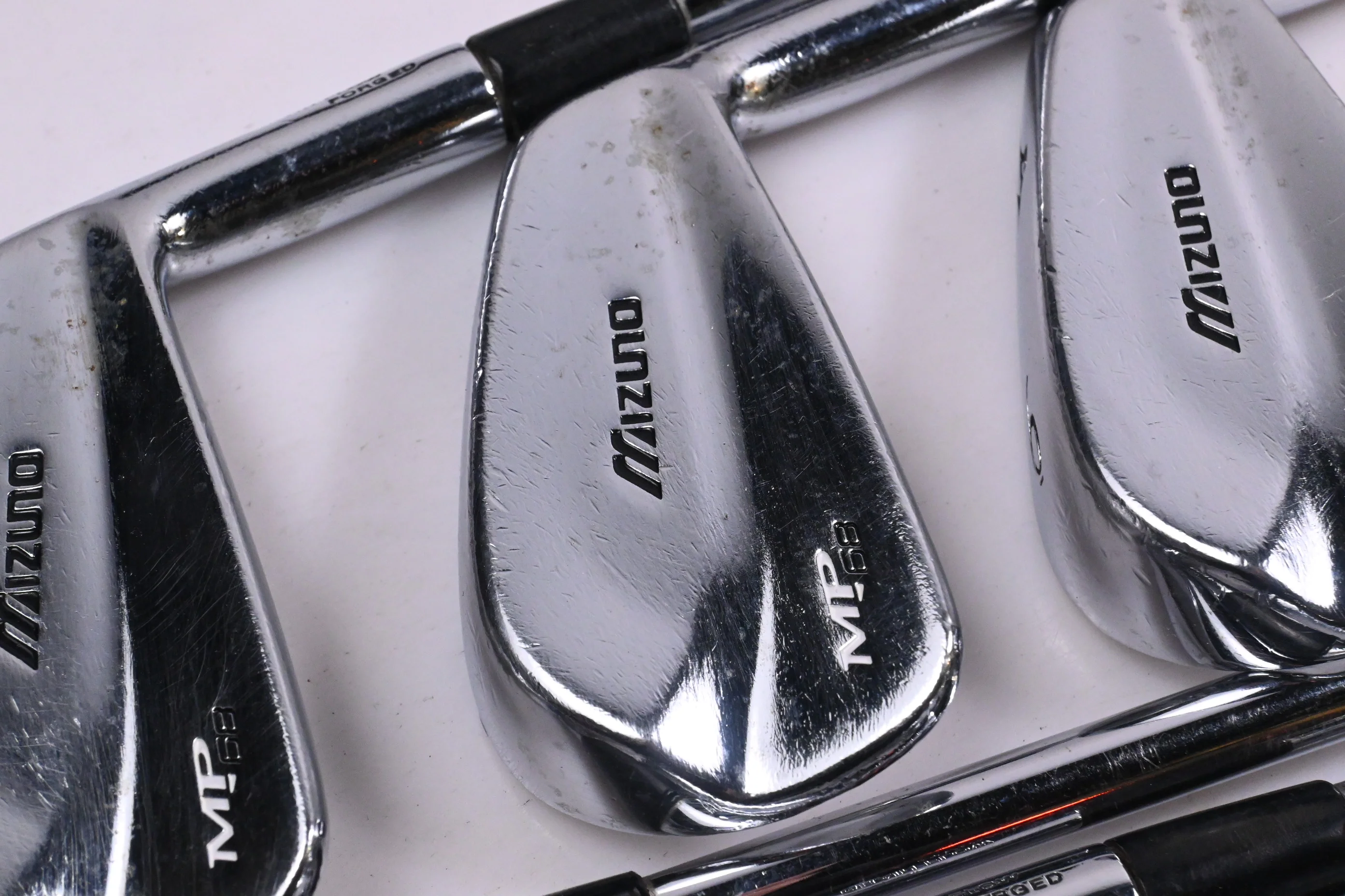 Mizuno MP-68 Irons / 4-PW / Stiff Flex Dynamic Gold S300 Shafts