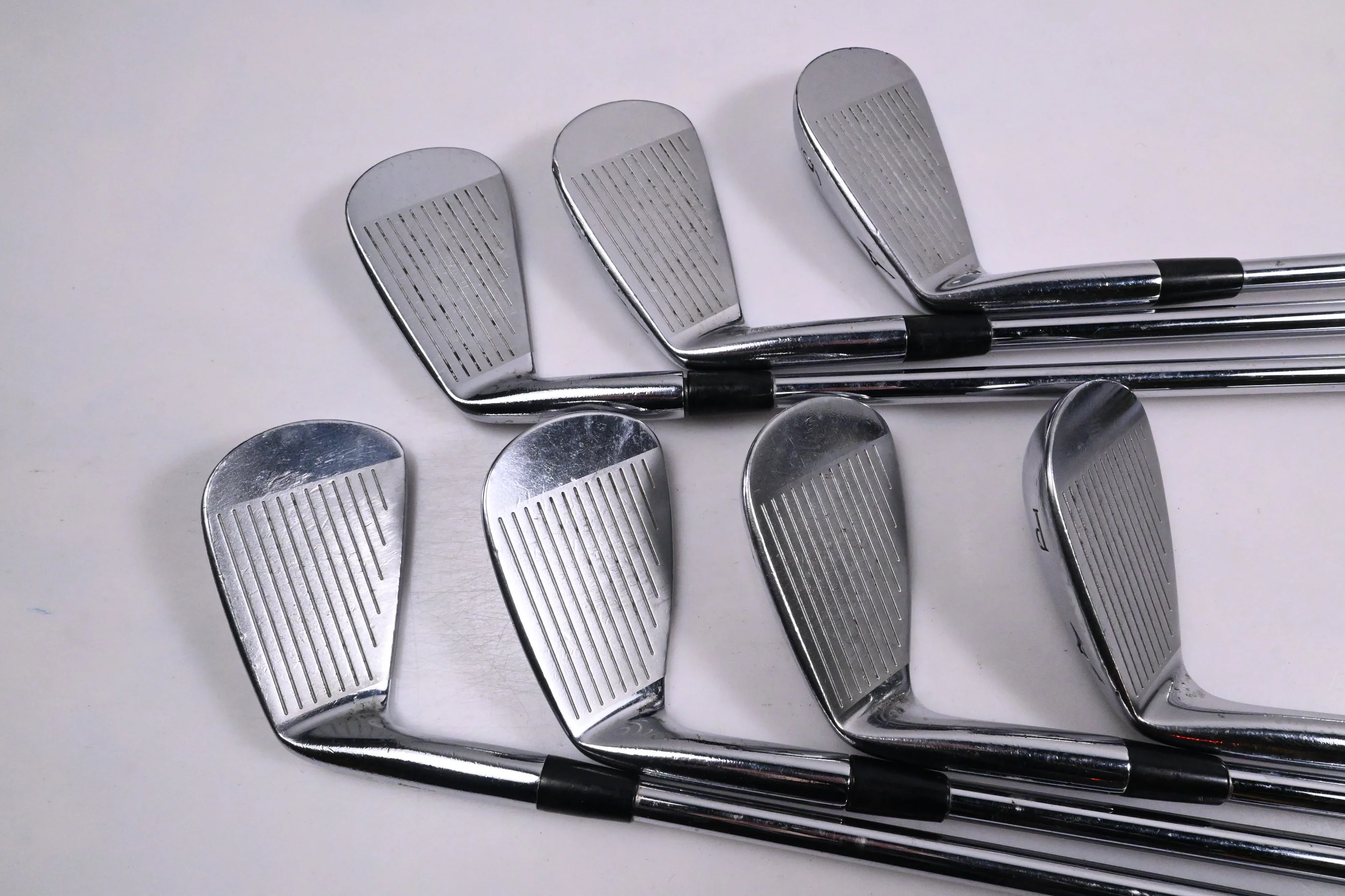 Mizuno MP-68 Irons / 4-PW / Stiff Flex Dynamic Gold S300 Shafts - Image 3