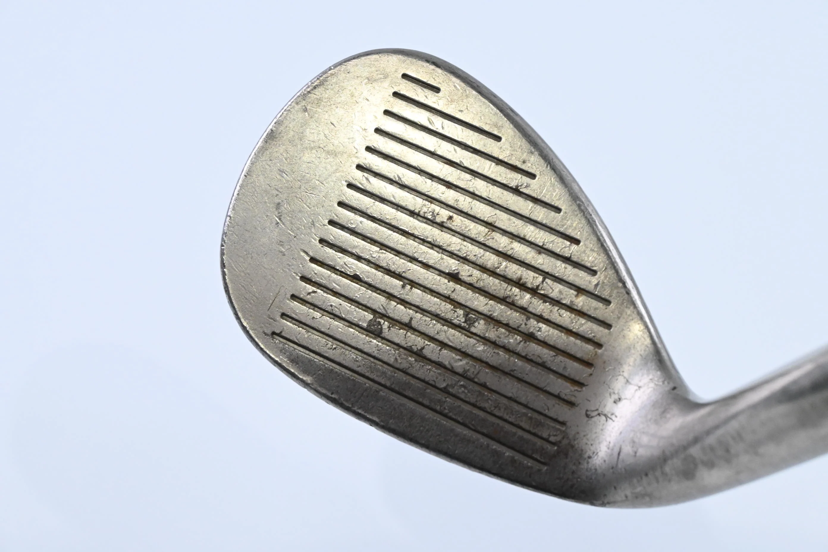 Mizuno MP-R Sand Wedge / 56 Degree / Regular Flex Dynamic Gold R300 Shaft - Image 2