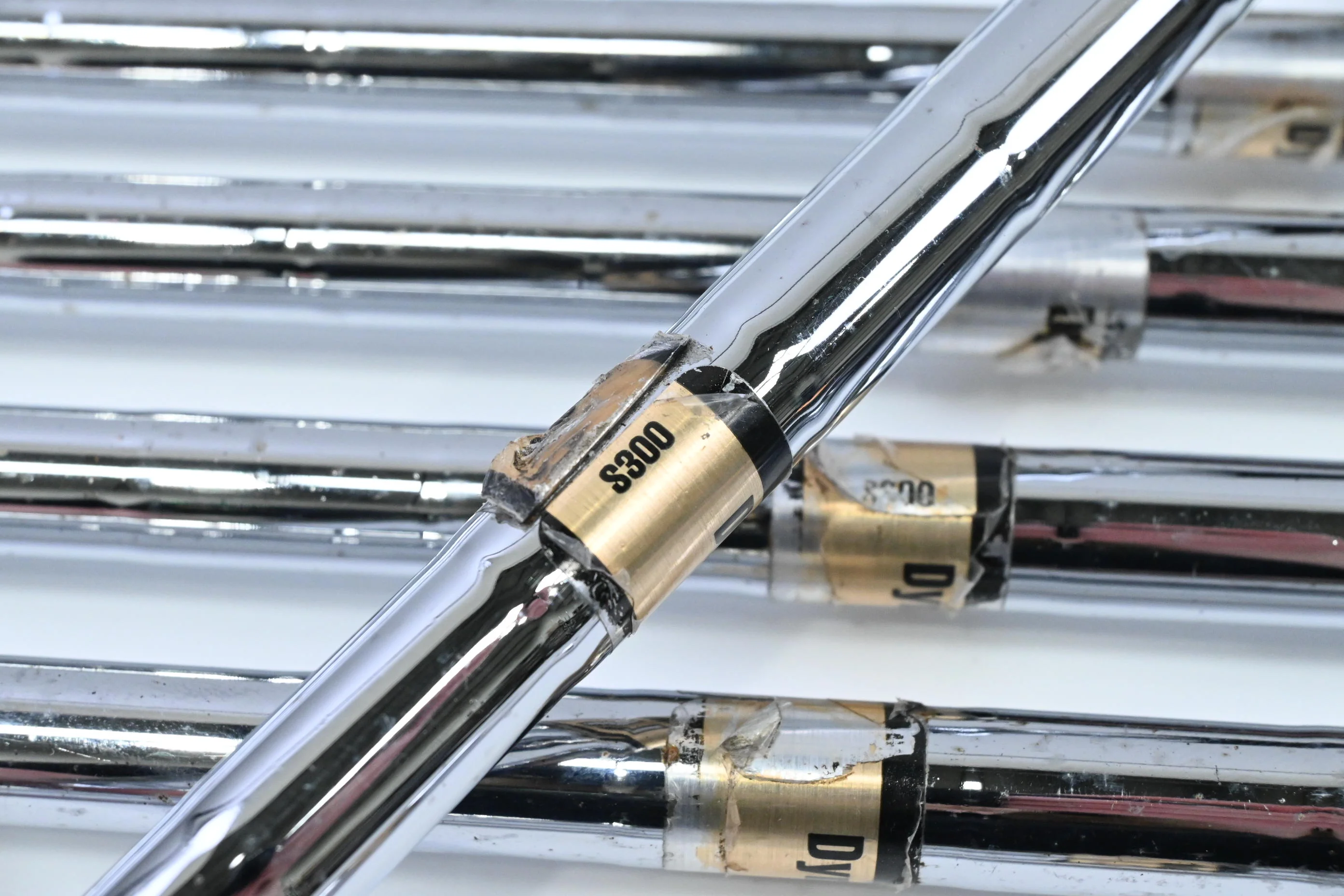 Left Hand Mizuno MX-20 Irons / 3-9 / Stiff Flex Dynamic Gold Lite S300 Shafts - Image 5