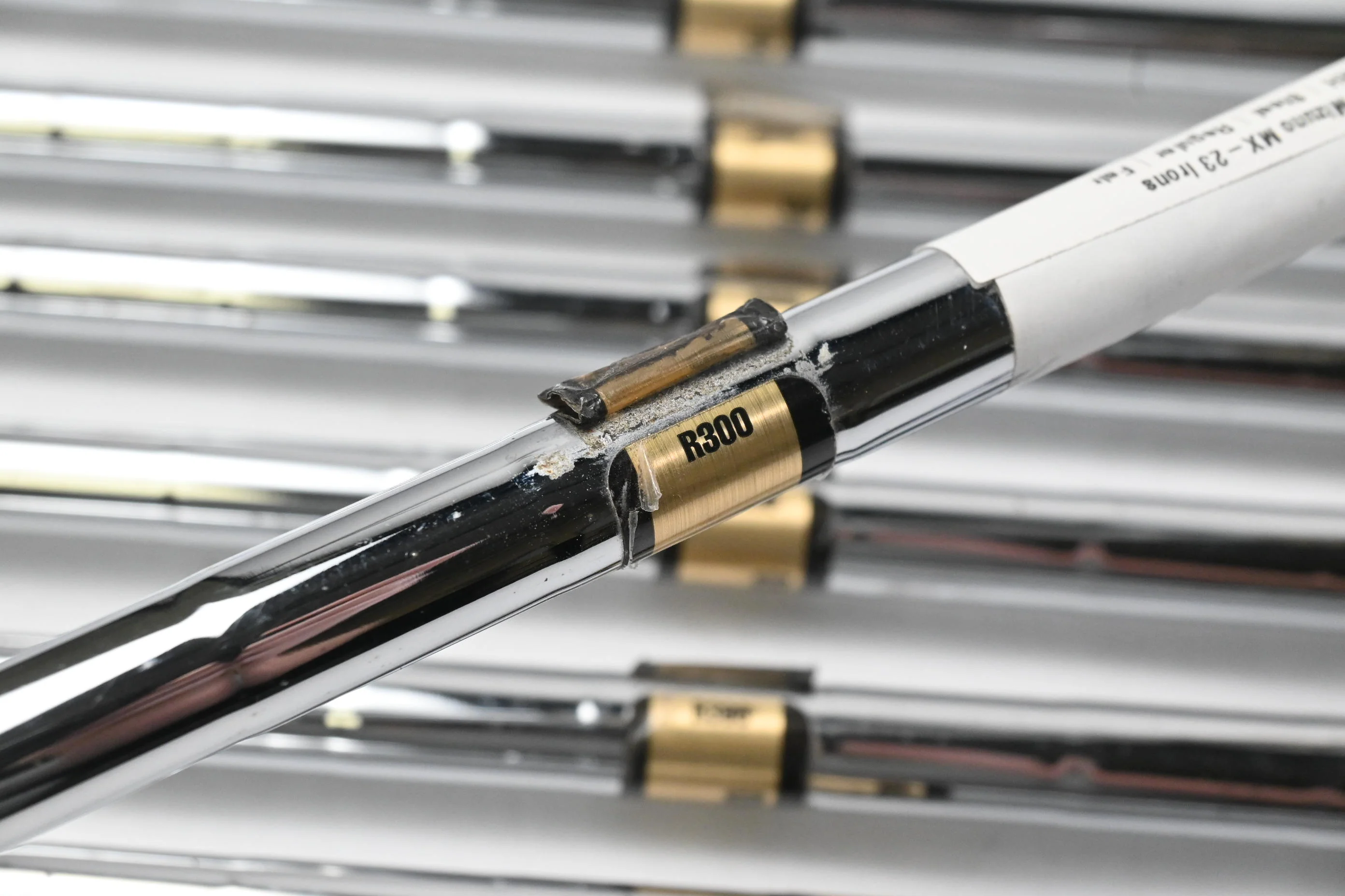 Mizuno MX-23 Irons / 4-PW / Regular Flex Dynamic Lite R300 Shafts - Image 6