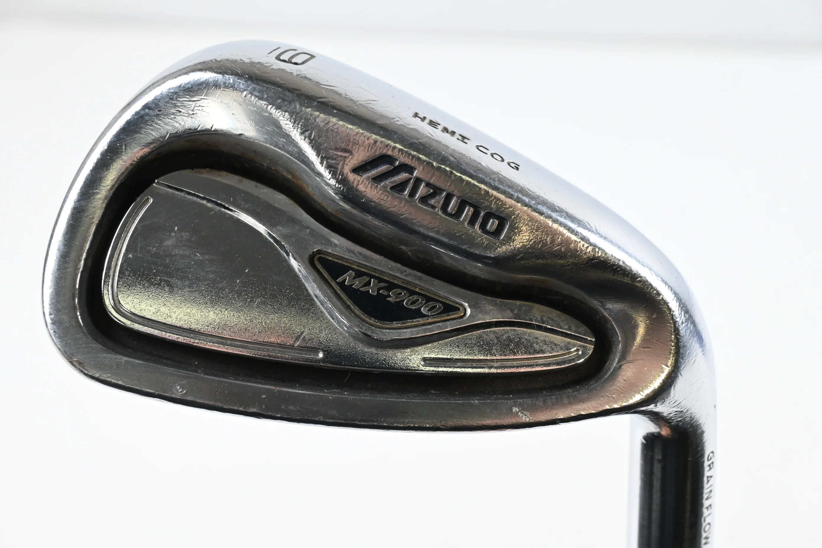 Mizuno MX-900 #9 Iron / Regular Flex Dynamic Gold Lite R300 Shaft