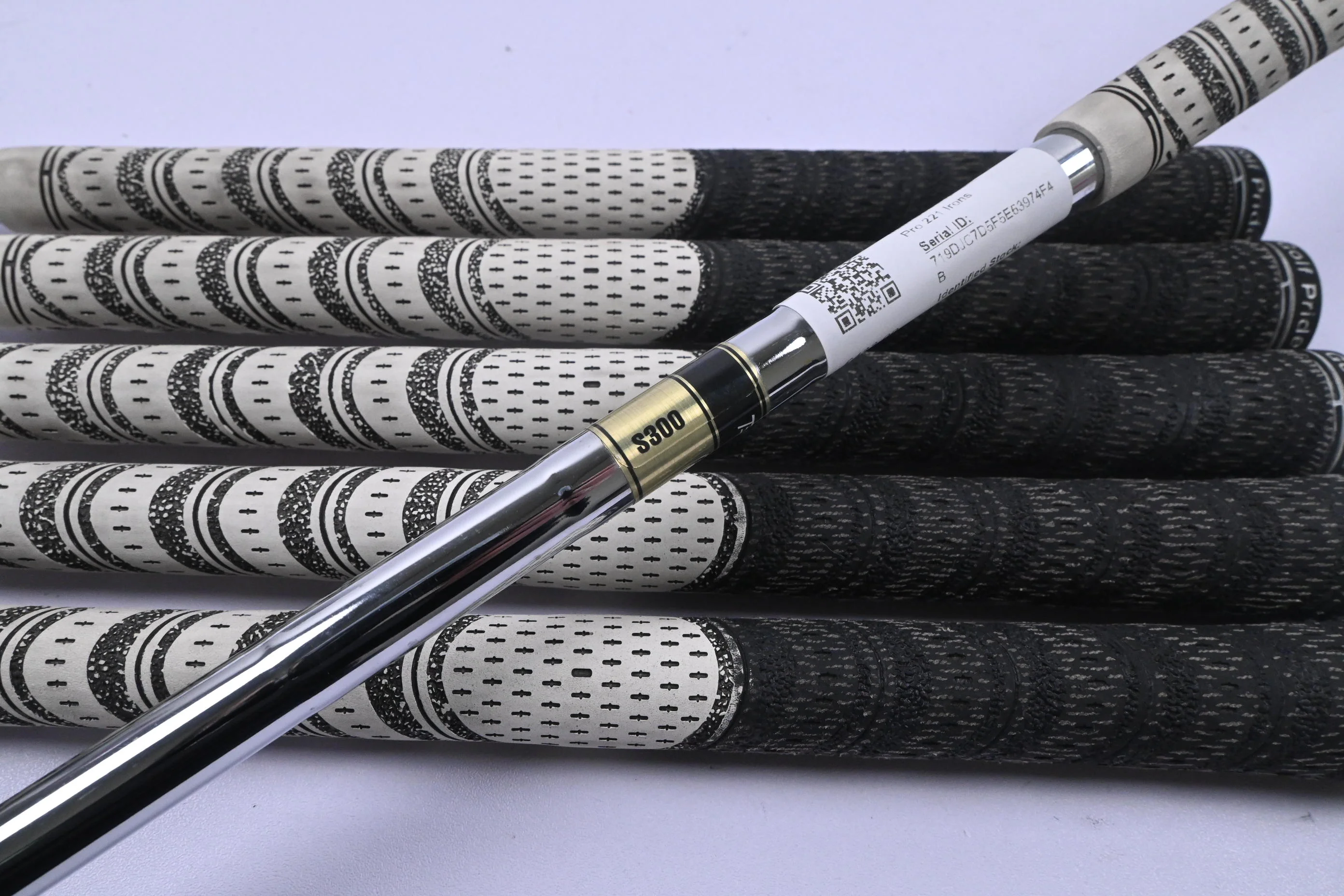 Mizuno Pro 221 Irons / 5-PW / Stiff Flex Dynamic Gold S300 Shaft - Image 5