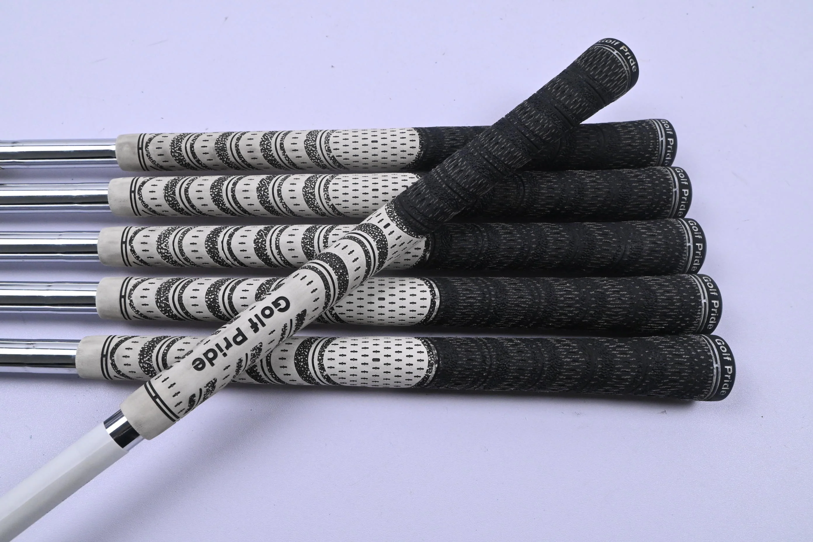 Mizuno Pro 221 Irons / 5-PW / Stiff Flex Dynamic Gold S300 Shaft - Image 7