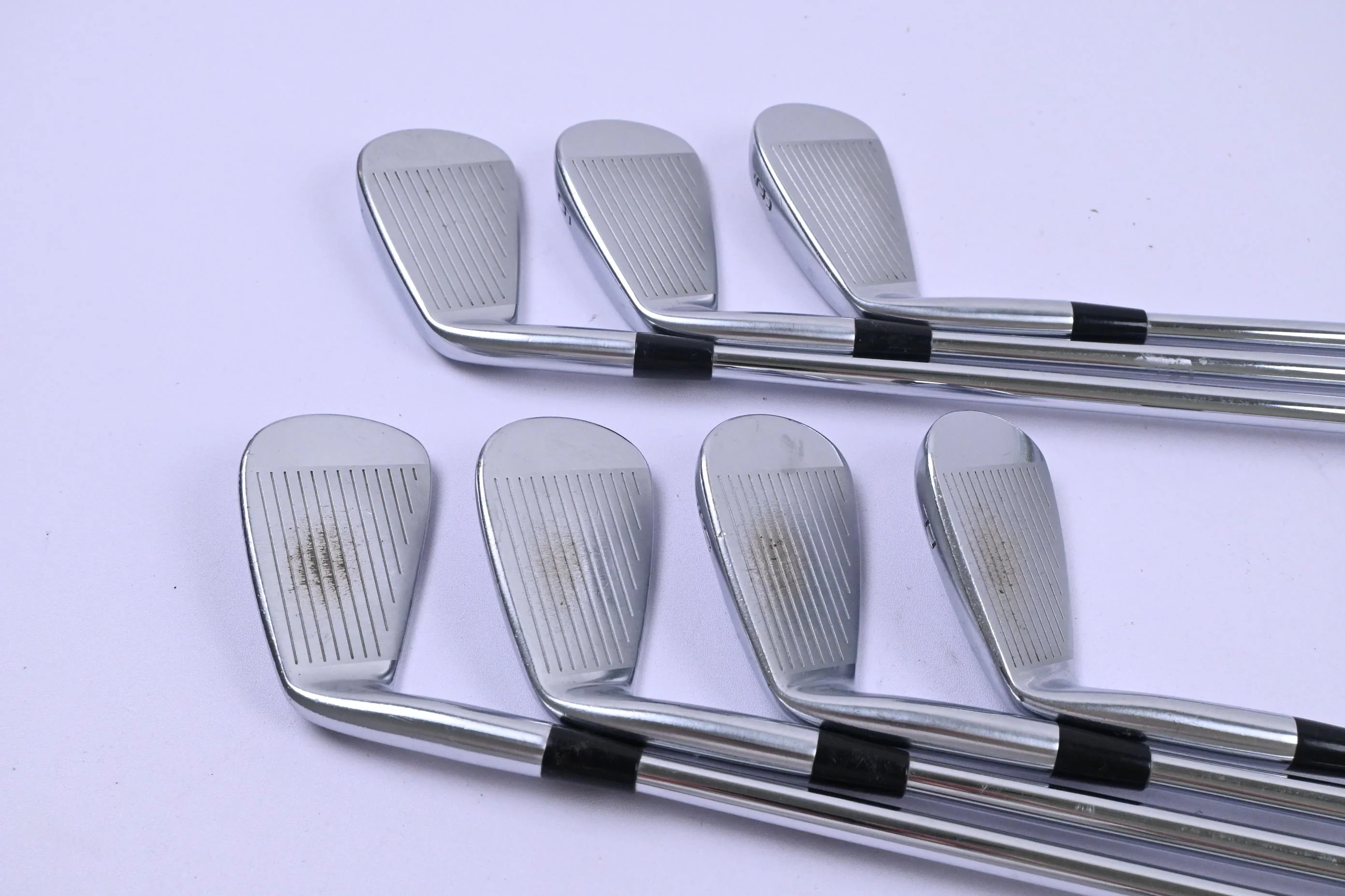 Mizuno Pro 221/Pro 223 Combo Irons / 4-PW / Stiff Flex Dynamic Gold 120 Shafts - Image 3