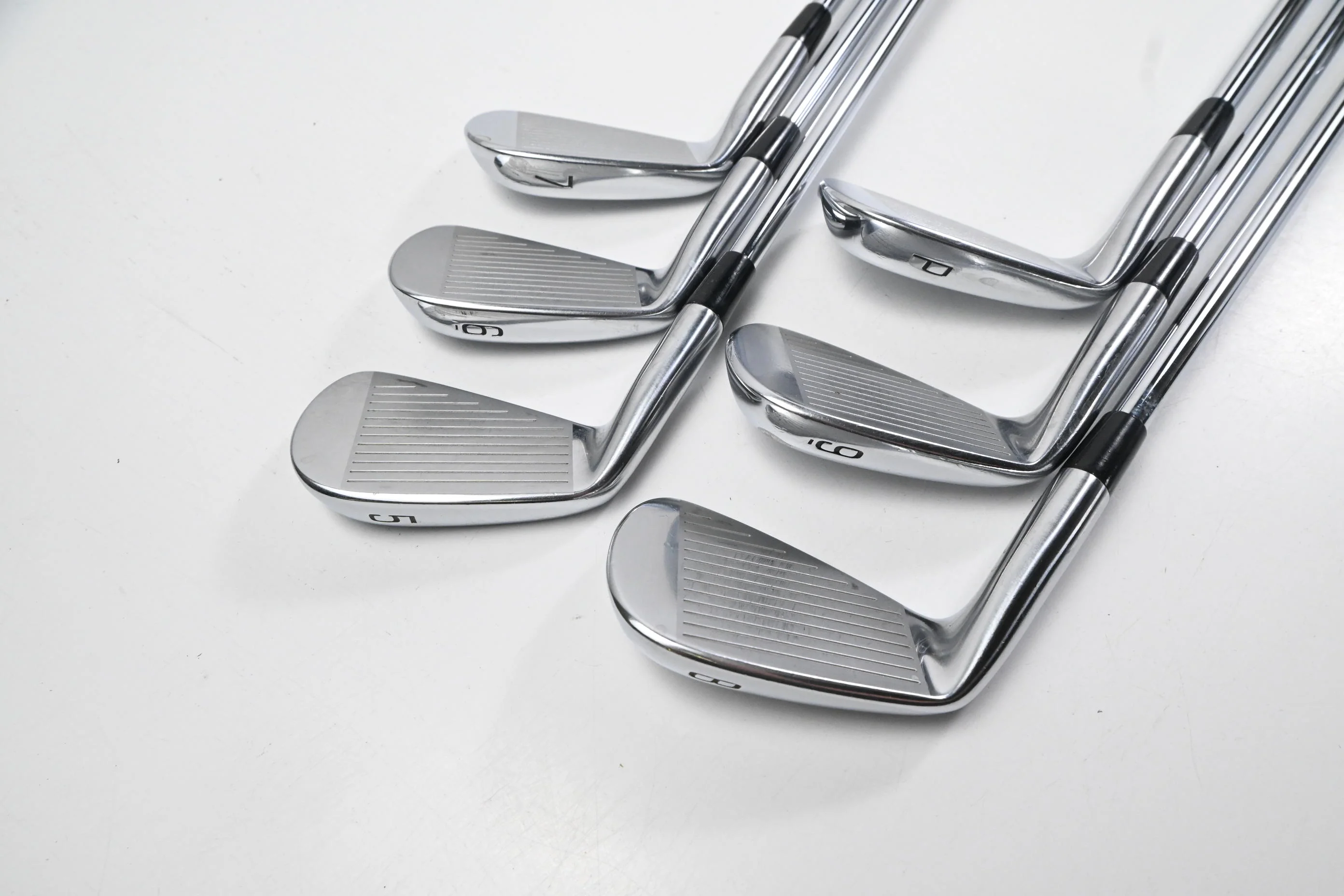 Mizuno Pro 221 Irons / 5-PW / Stiff Flex Dynamic Gold S300 Shafts - Image 4
