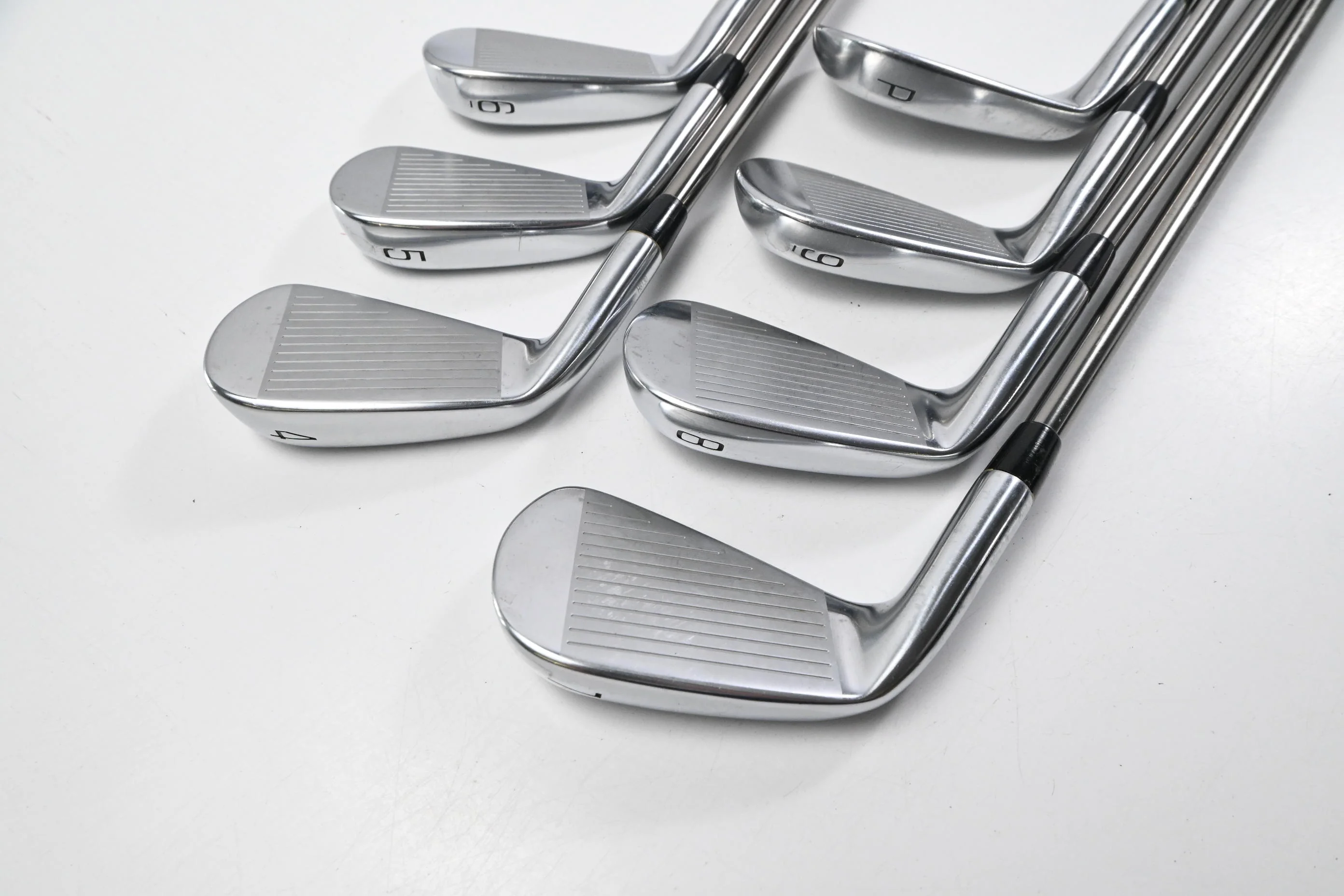 Mizuno Pro 225 Irons / 4-PW / Stiff Flex UST Recoil ESX 460 Shafts - Image 4