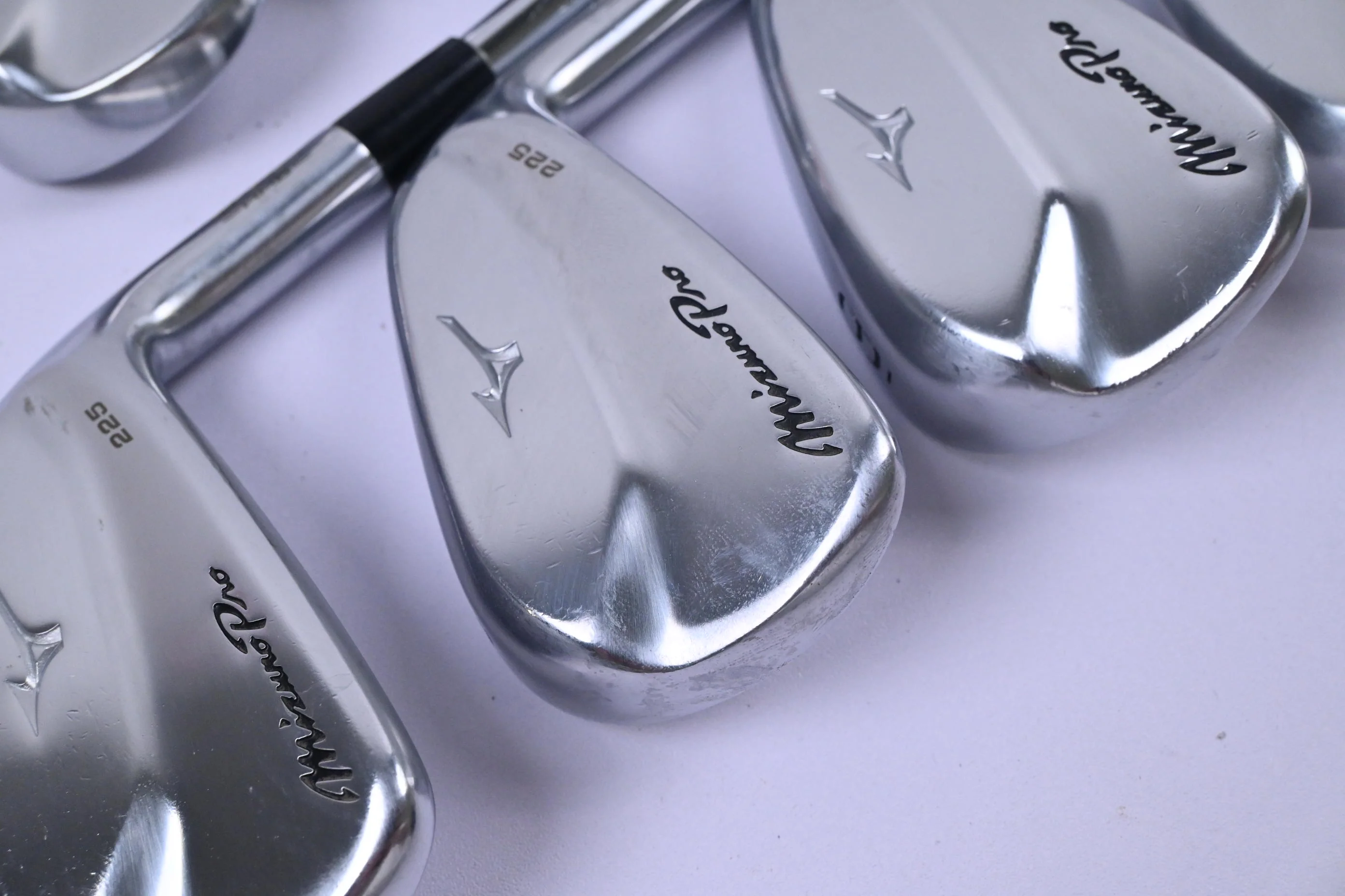 Mizuno Pro 225 Irons / 4-PW / Stiff Flex N.S.Pro Modus³ Tour 105 Shafts