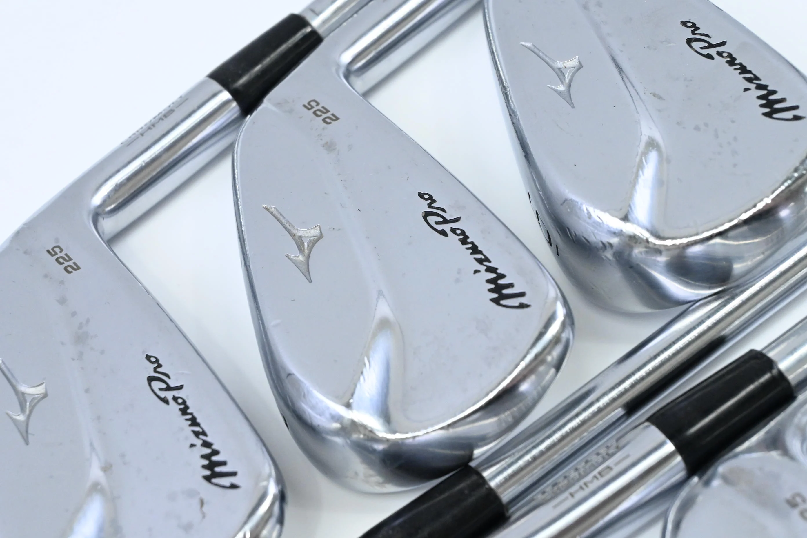 Mizuno Pro 225 Irons / 4-PW / Stiff Flex Project X IO 110 Shafts