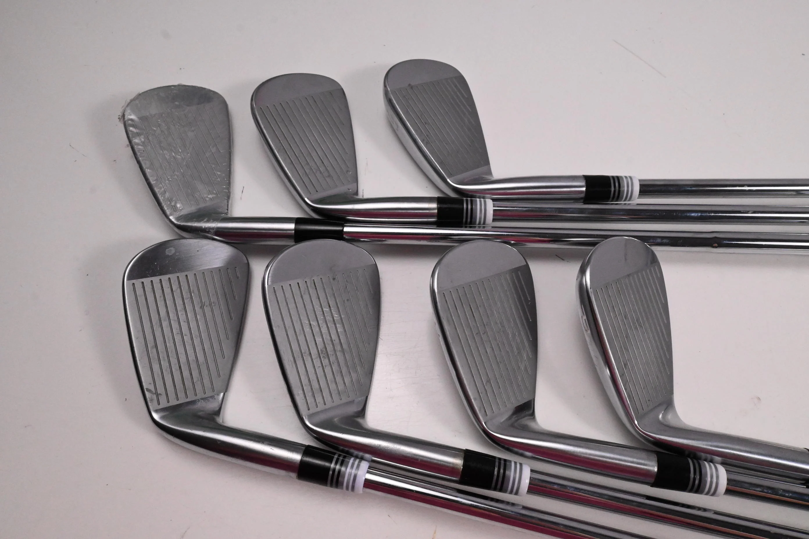 Mizuno Pro 243 Irons / 4-PW / Stiff Flex Dynamic Gold Mid 115 S300 Shafts - Image 3