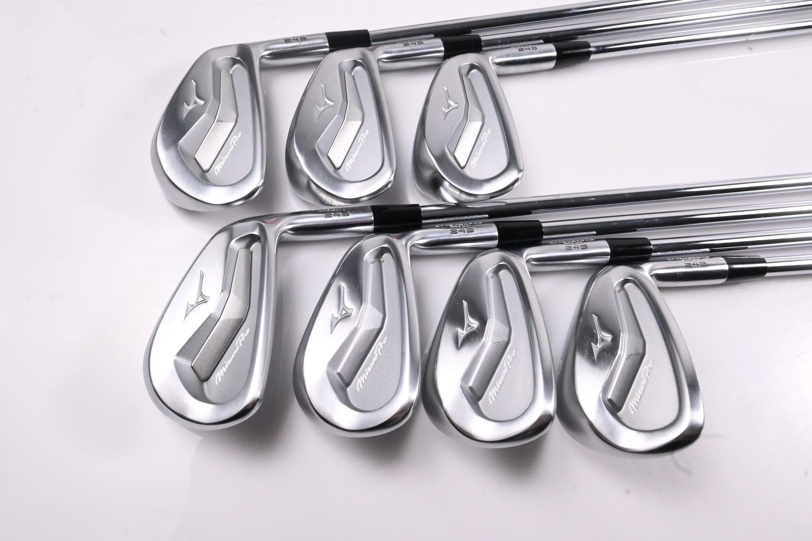Mizuno Pro 243 Irons / 4-PW / Stiff Flex Dynamic Gold 95 S300 Shafts - Image 2