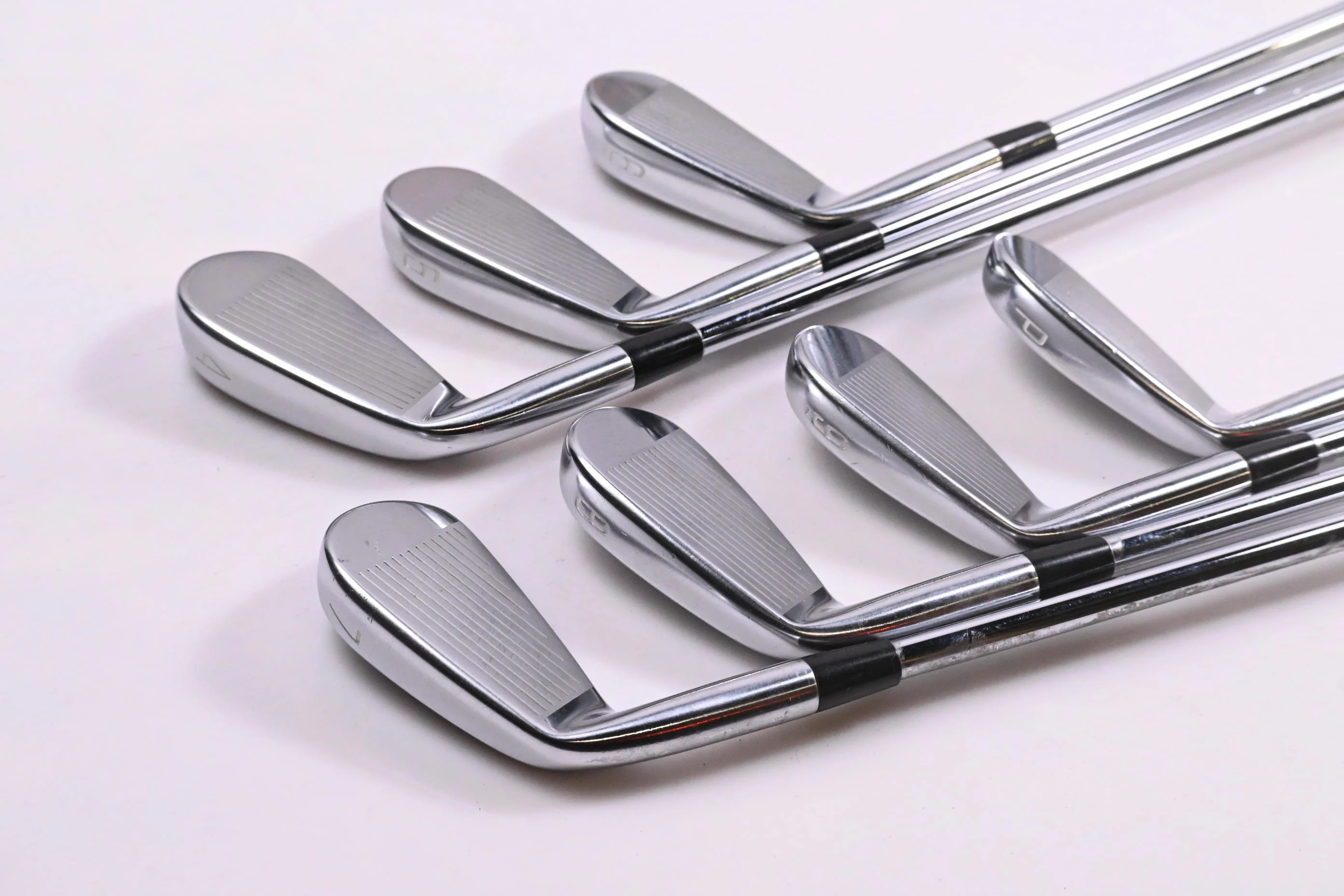 Mizuno Pro 245 Irons / 4-PW / Regular Flex Dynamic Gold Mid 100 R300 Shafts - Image 4