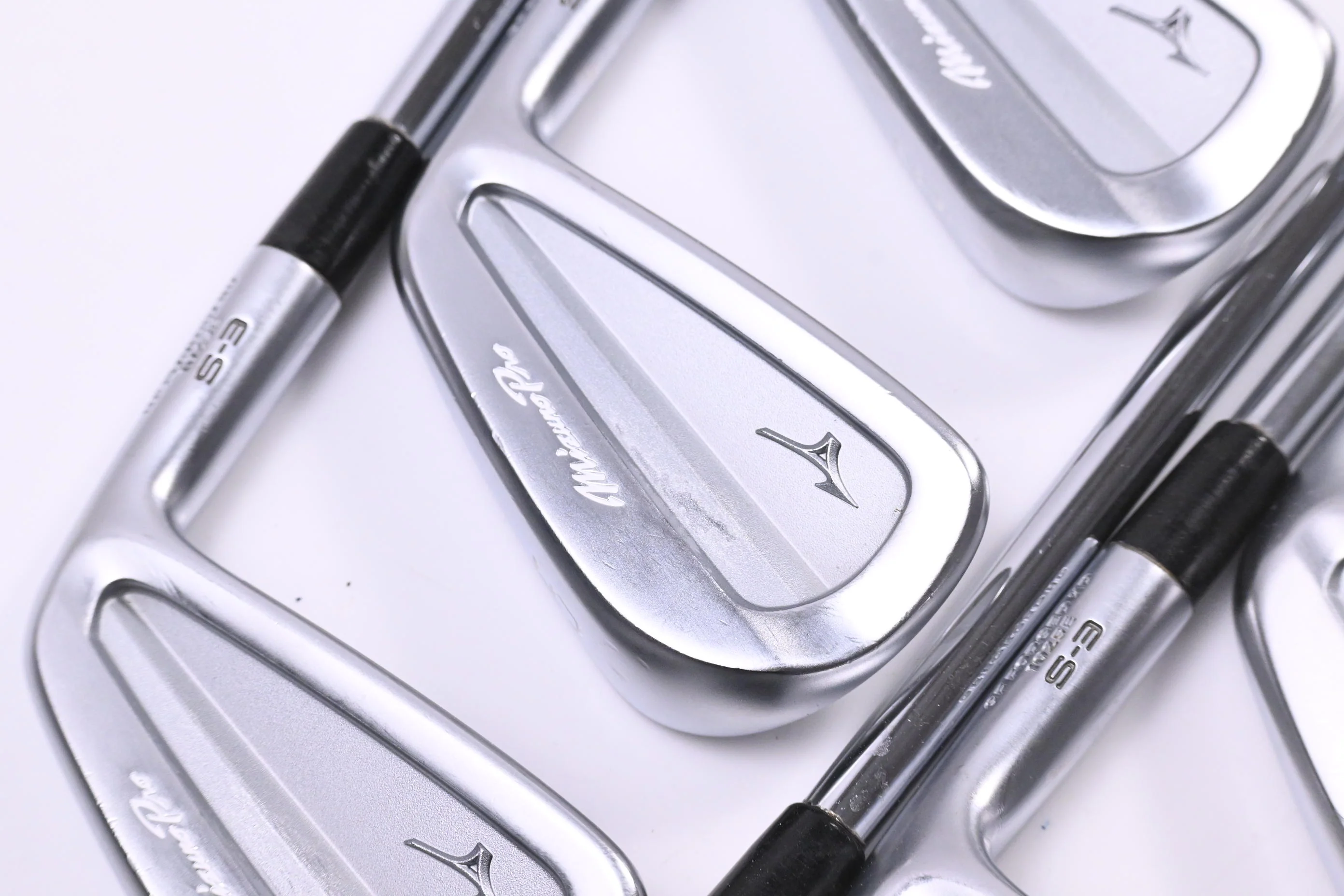 Mizuno Pro S-3 Irons / 4-PW / X-Flex Dynamic Gold Mid X100 Tour Issue Shafts