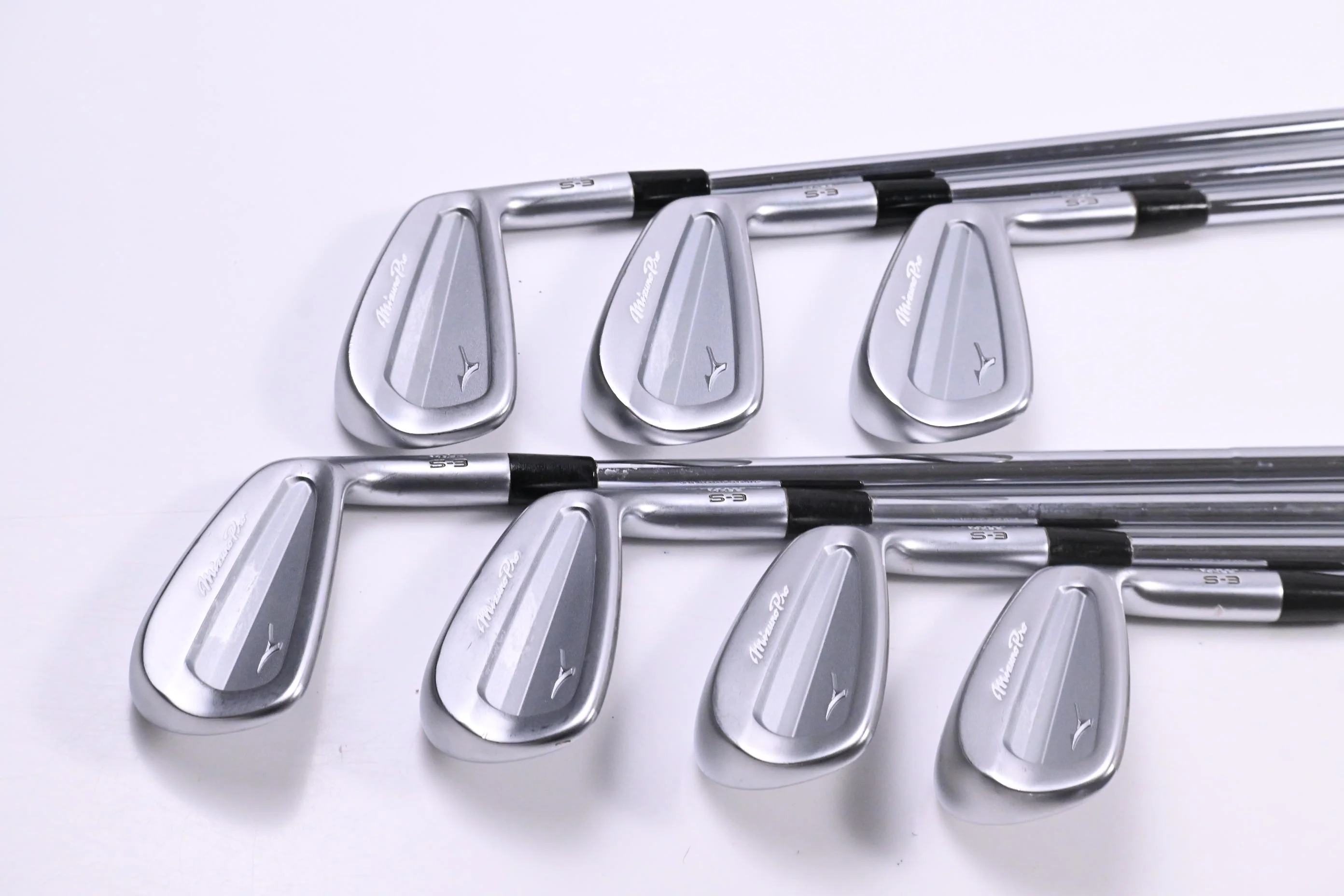 Mizuno Pro S-3 Irons / 4-PW / X-Flex Dynamic Gold Mid X100 Tour Issue Shafts - Image 2