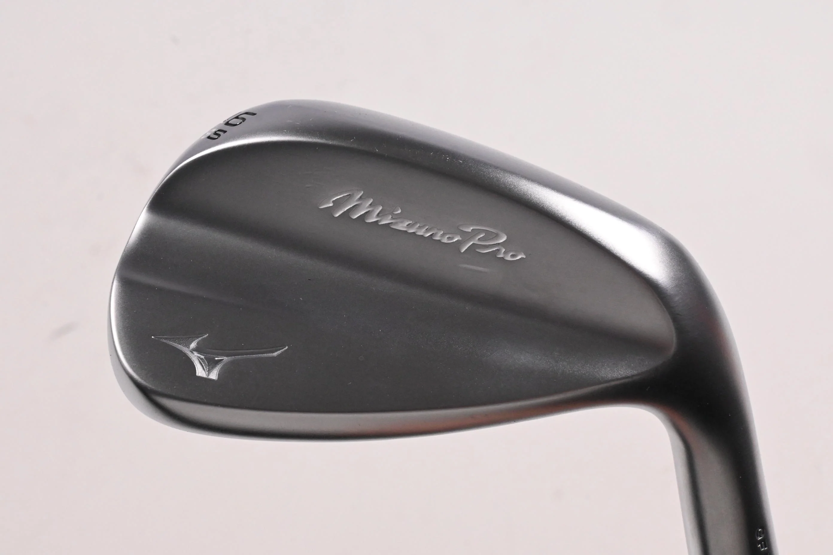 Mizuno Pro T-1 Pitching Wedge / 46 Degree / Stiff Flex Dynamic Gold S400 Shaft