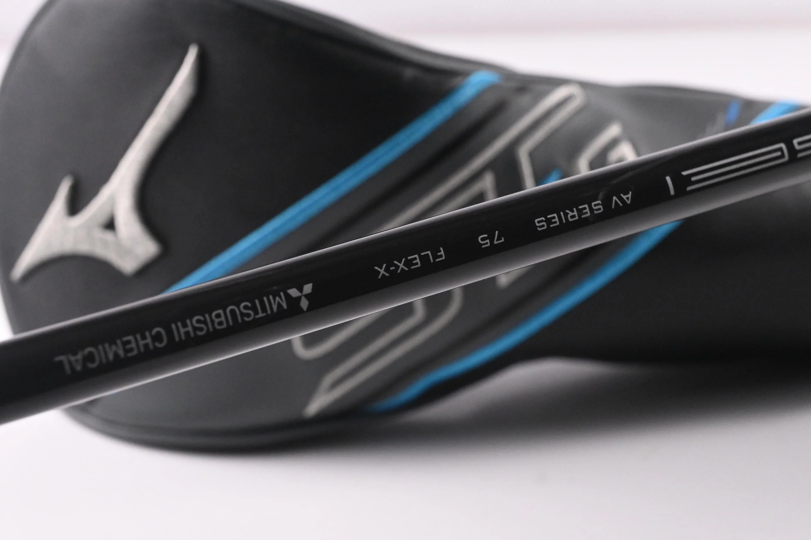 Mizuno ST-G Titanium #3 Wood / 15 Degree / X-Flex Tensei AV RAW Blue 75 Shaft - Image 6