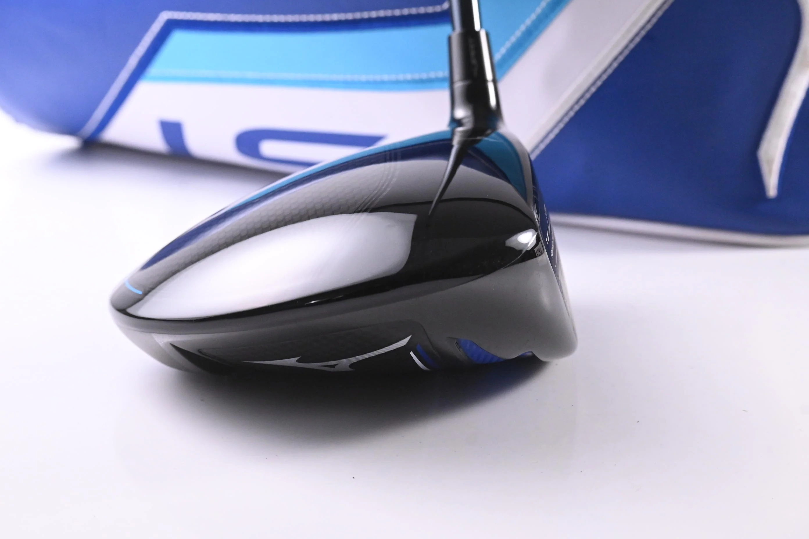 Mizuno ST-Max 230 Driver / 10.5 Degree / Stiff Flex UST LIN-Q Red 5 M40X Shaft - Image 3