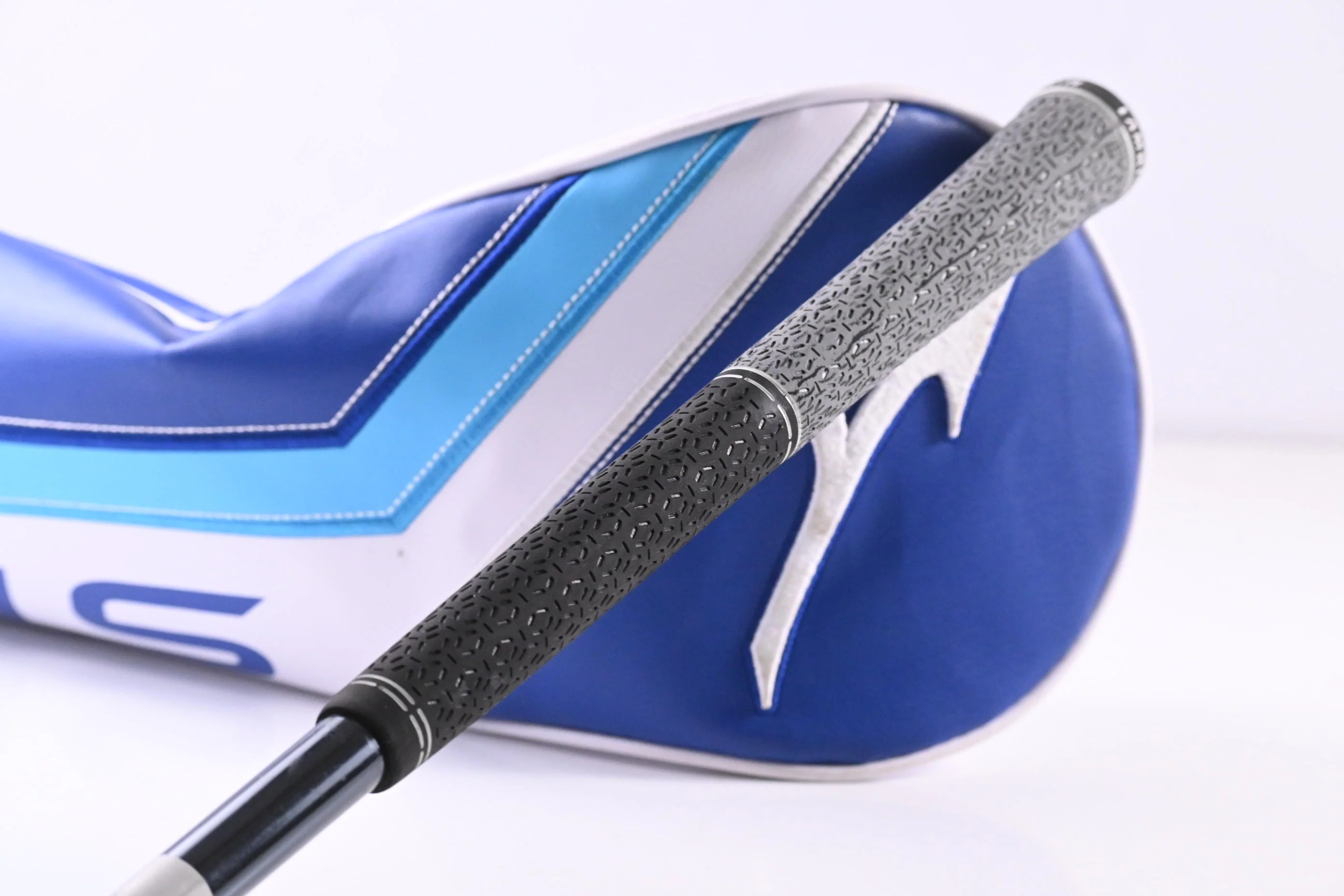 Mizuno ST-Max 230 Driver / 10.5 Degree / Stiff Flex UST LIN-Q Red 5 M40X Shaft - Image 8