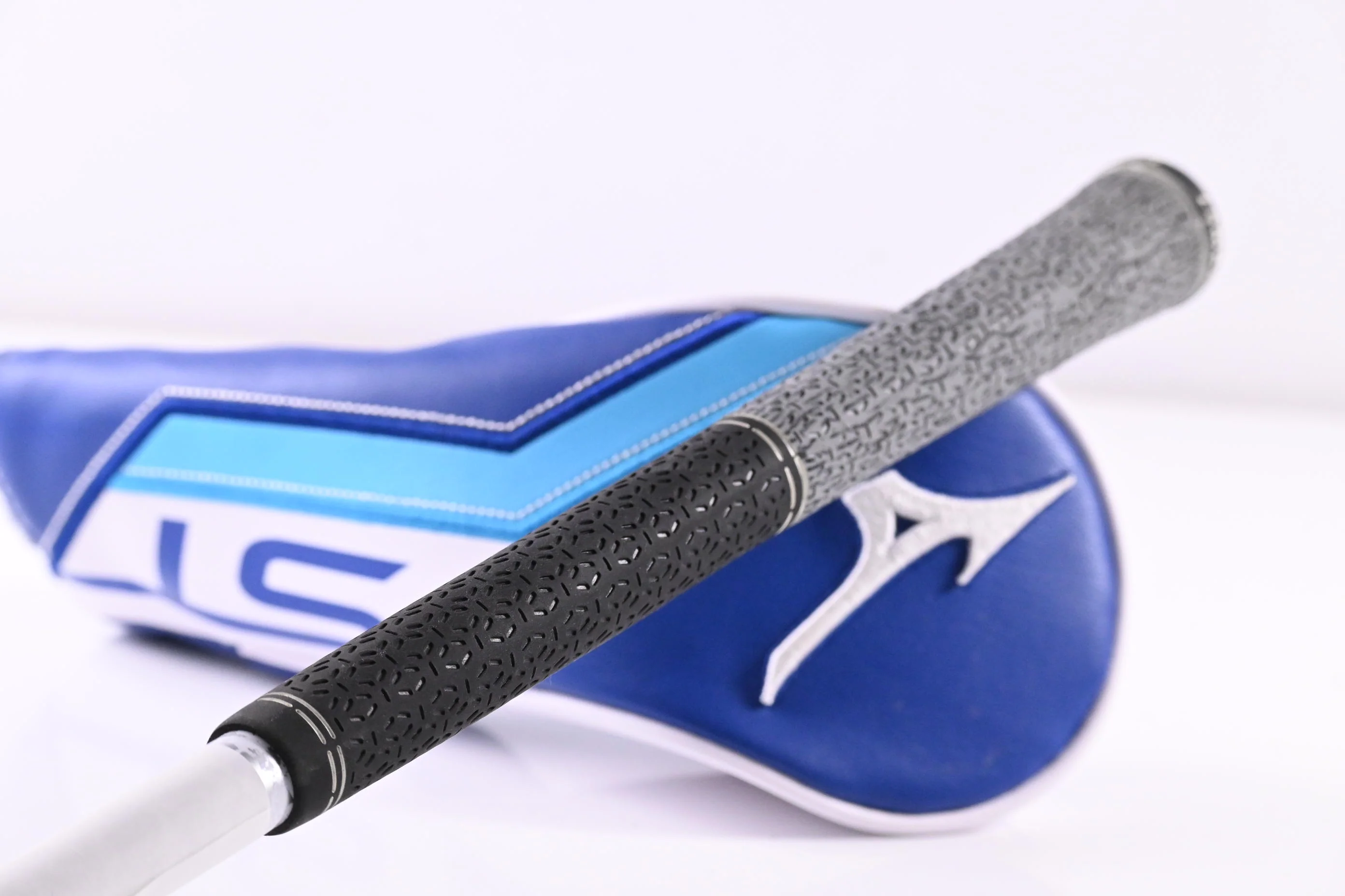 Mizuno ST-Max 230 #4 Hybrid / 22 Degree / Regular Flex Denali Red 70 Shaft - Image 8