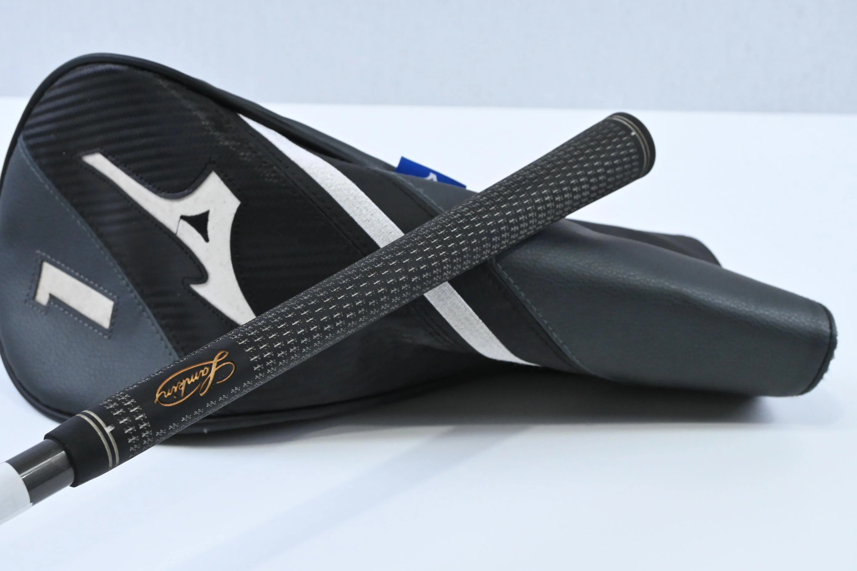 Mizuno ST200 Driver / 9.5 Degree / Regular Flex Graphite Design G-Tech - Image 9