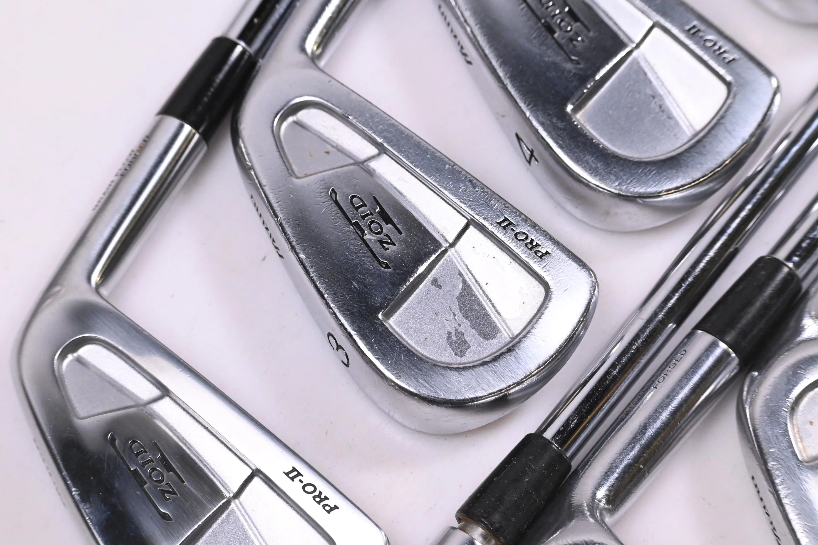 Mizuno T-Zoid Pro II Irons / 1i+3-PW / Regular Flex Dynamic Gold R400 Shafts