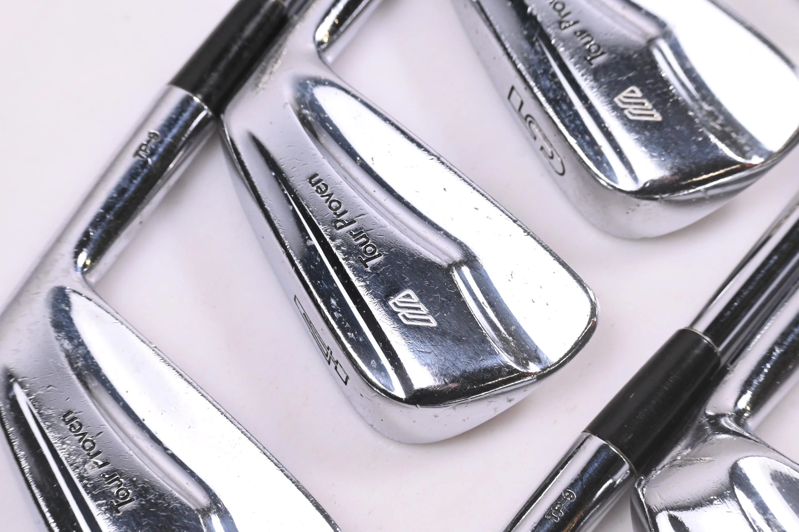 Mizuno TP-9 Irons / 3-PW / Regular Flex Dynamic Gold R400 Shafts