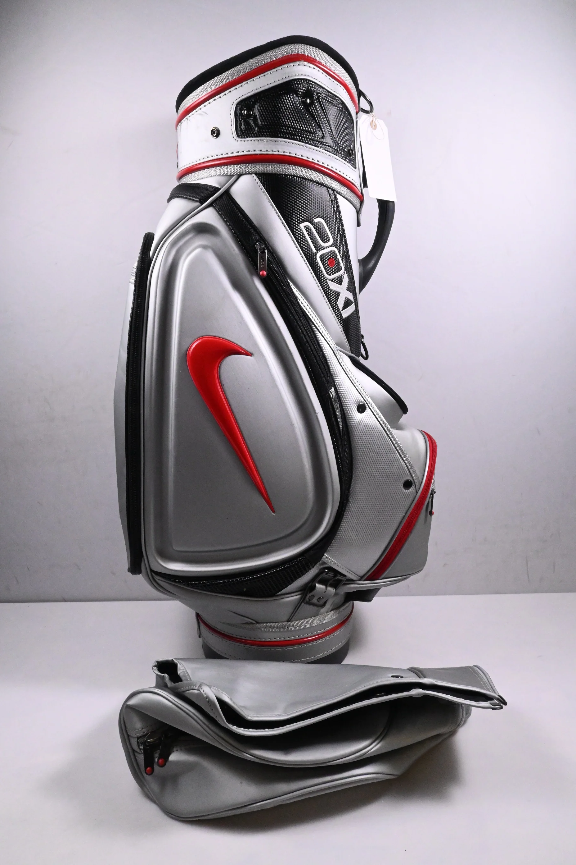 Nike 20XI Tour Bag / 6-Way Divider / Silver