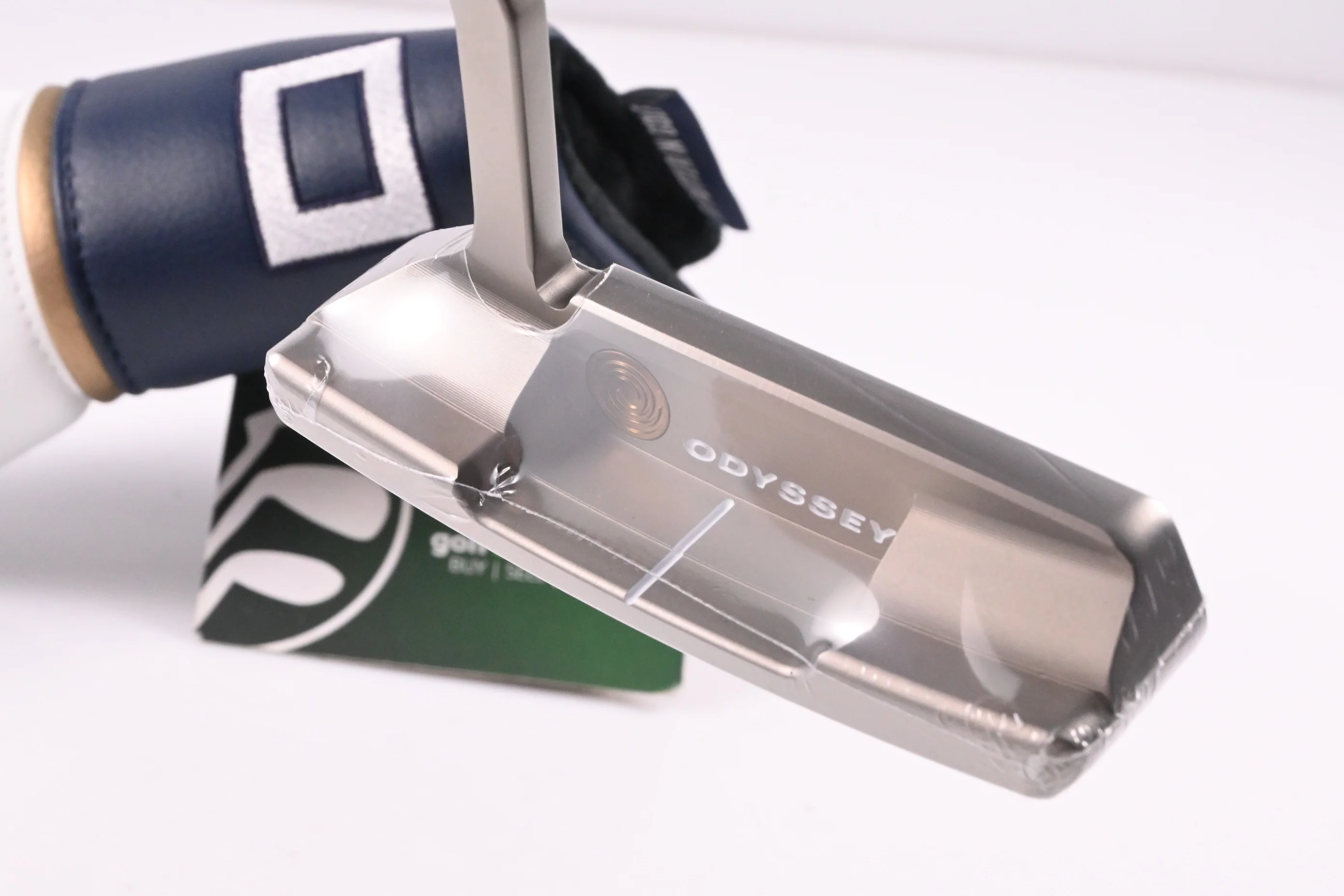 Odyssey AI-One Milled Two T Silver Series Putter / 34 Inch - Image 4
