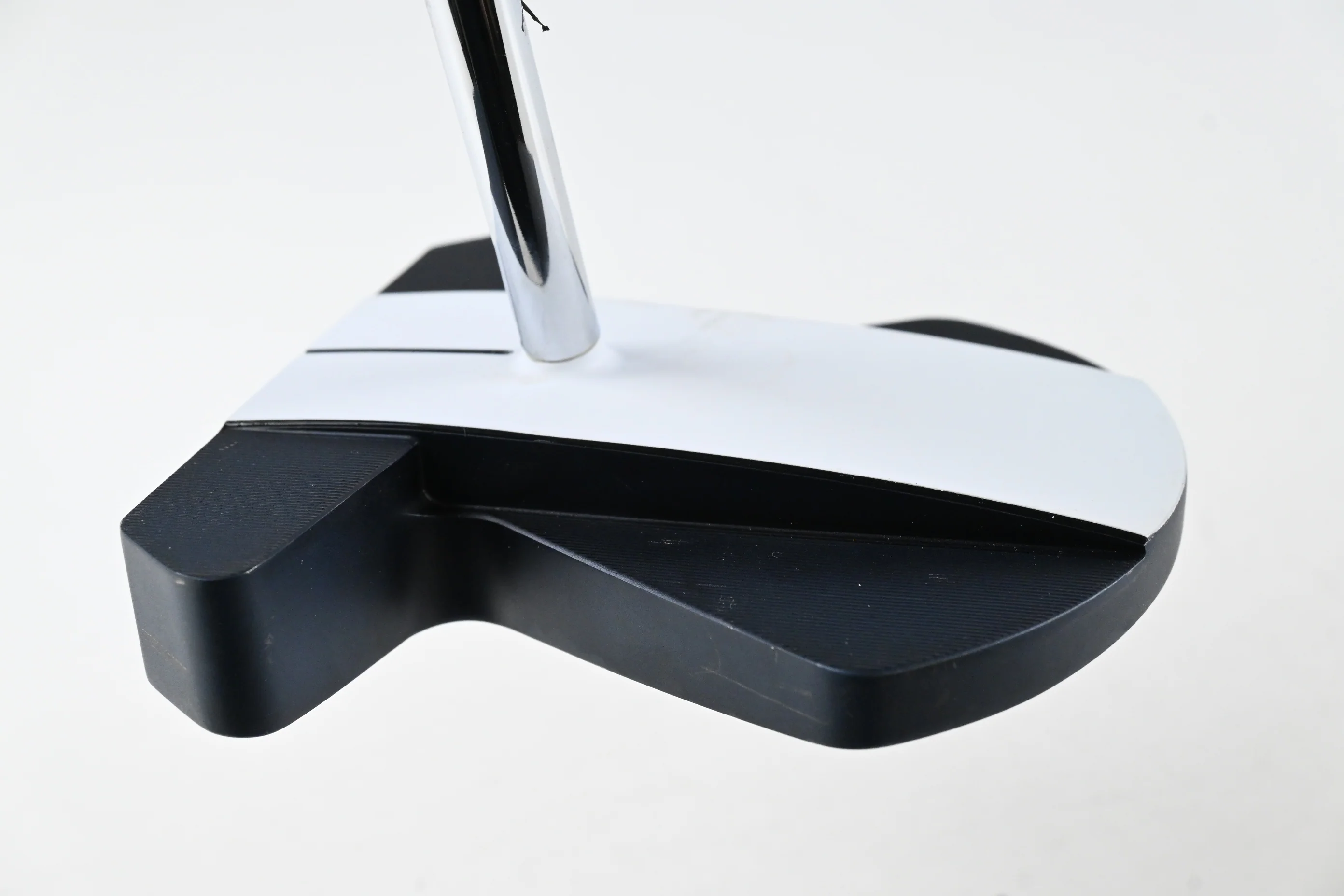 Odyssey Ai-One Square 2 Square Max Stripe Putter / 35 Inch - Image 3