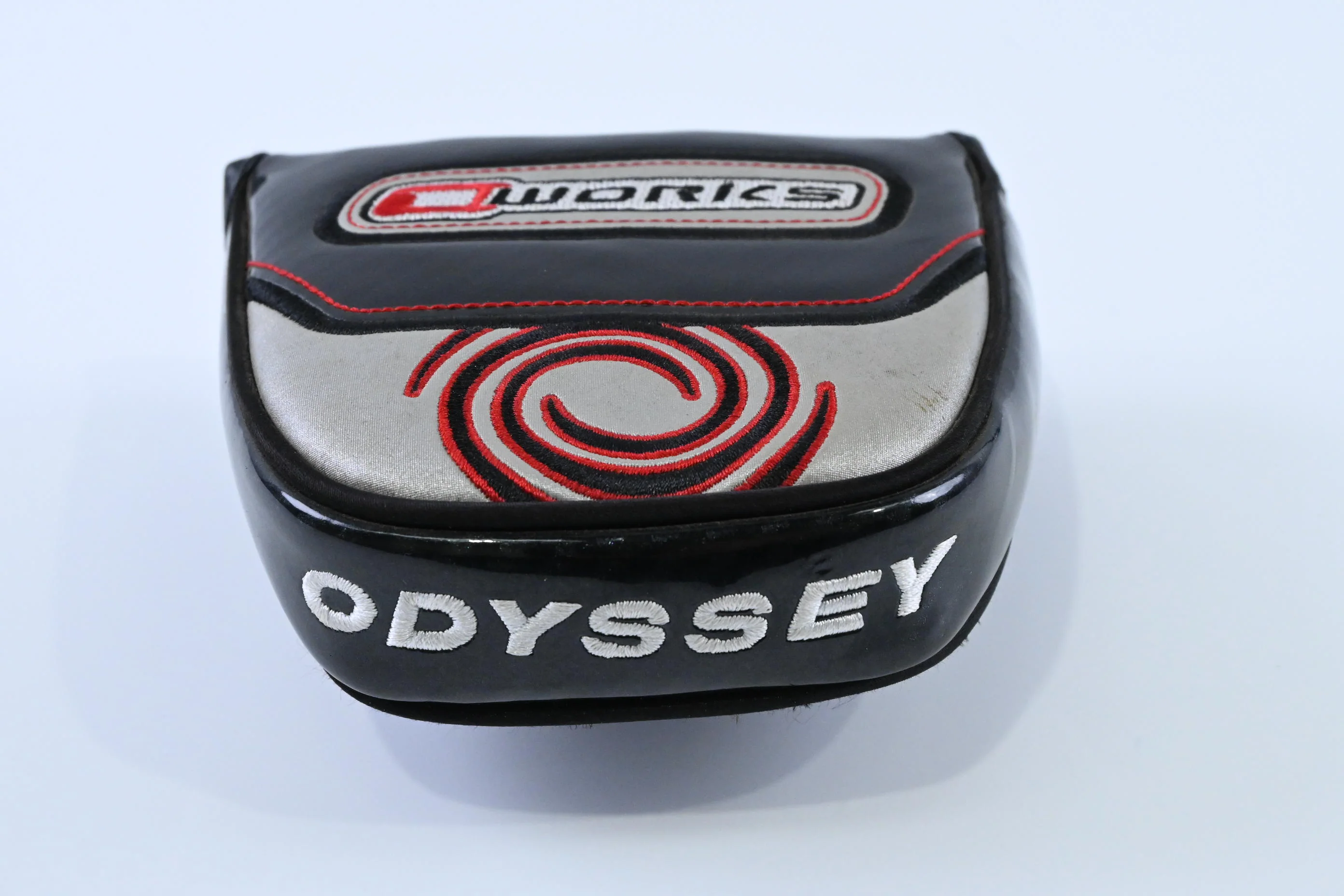 Odyssey O-Works Red 2-Ball Fang Putter / 34 Inch - Image 8