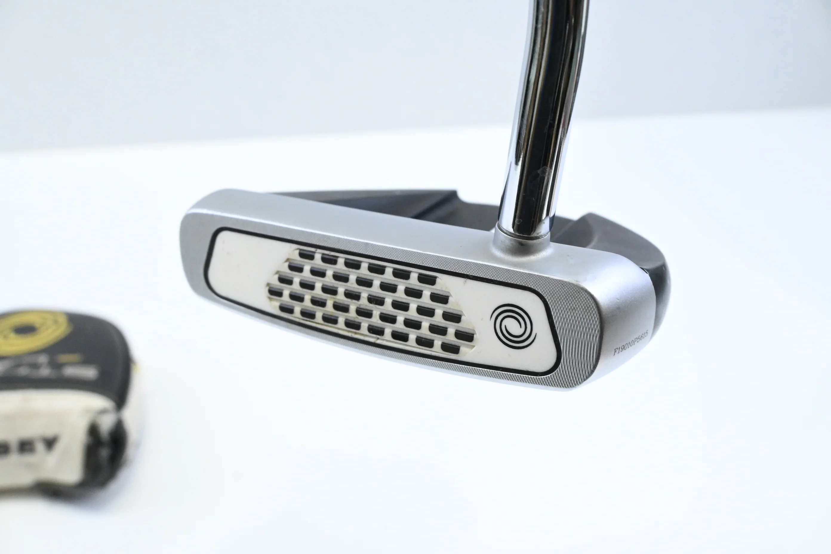 Odyssey Stroke Lab V-Line Putter / 34 Inch - Image 2