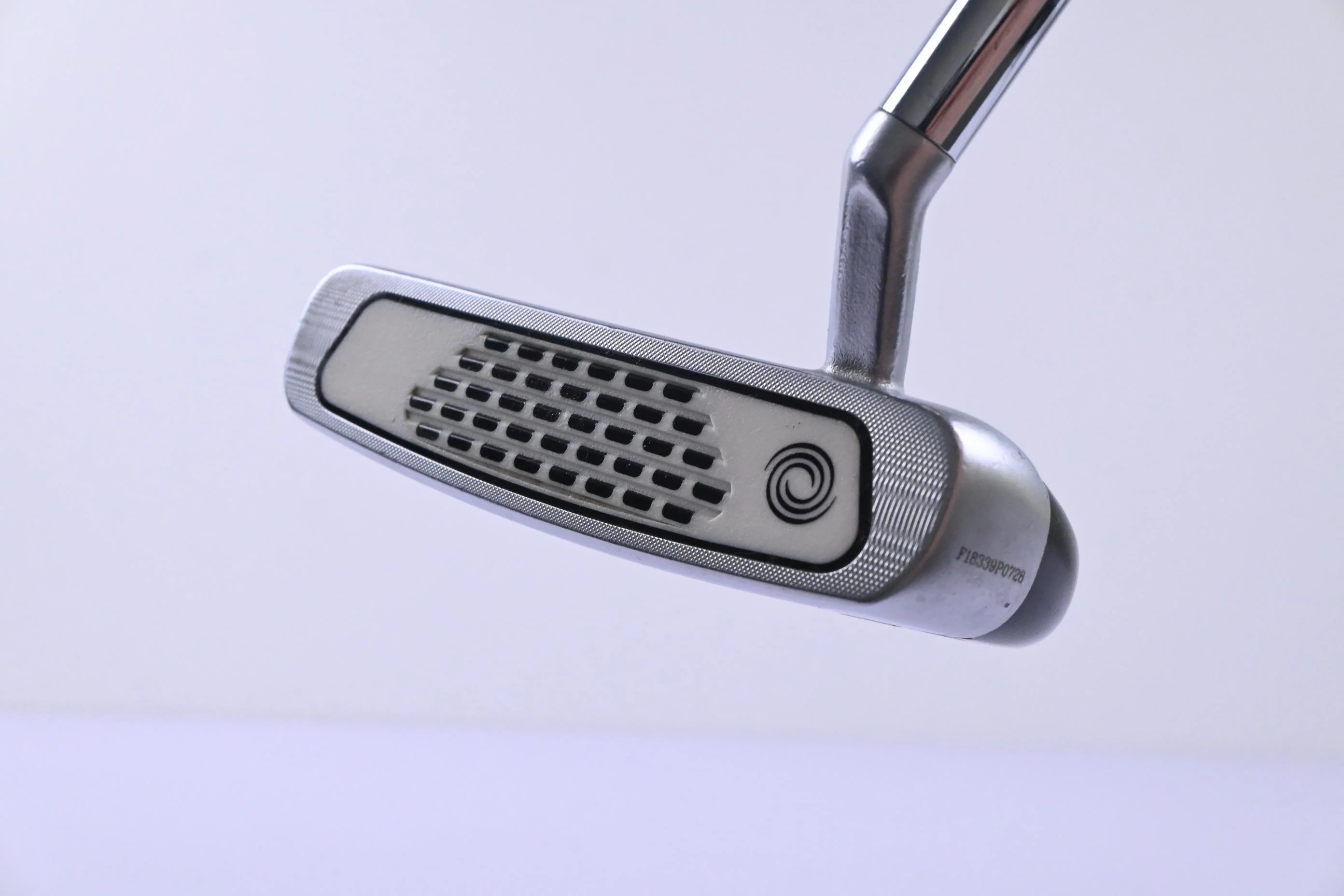 Odyssey Stroke Lab V-Line Putter / 33 Inch - Image 2