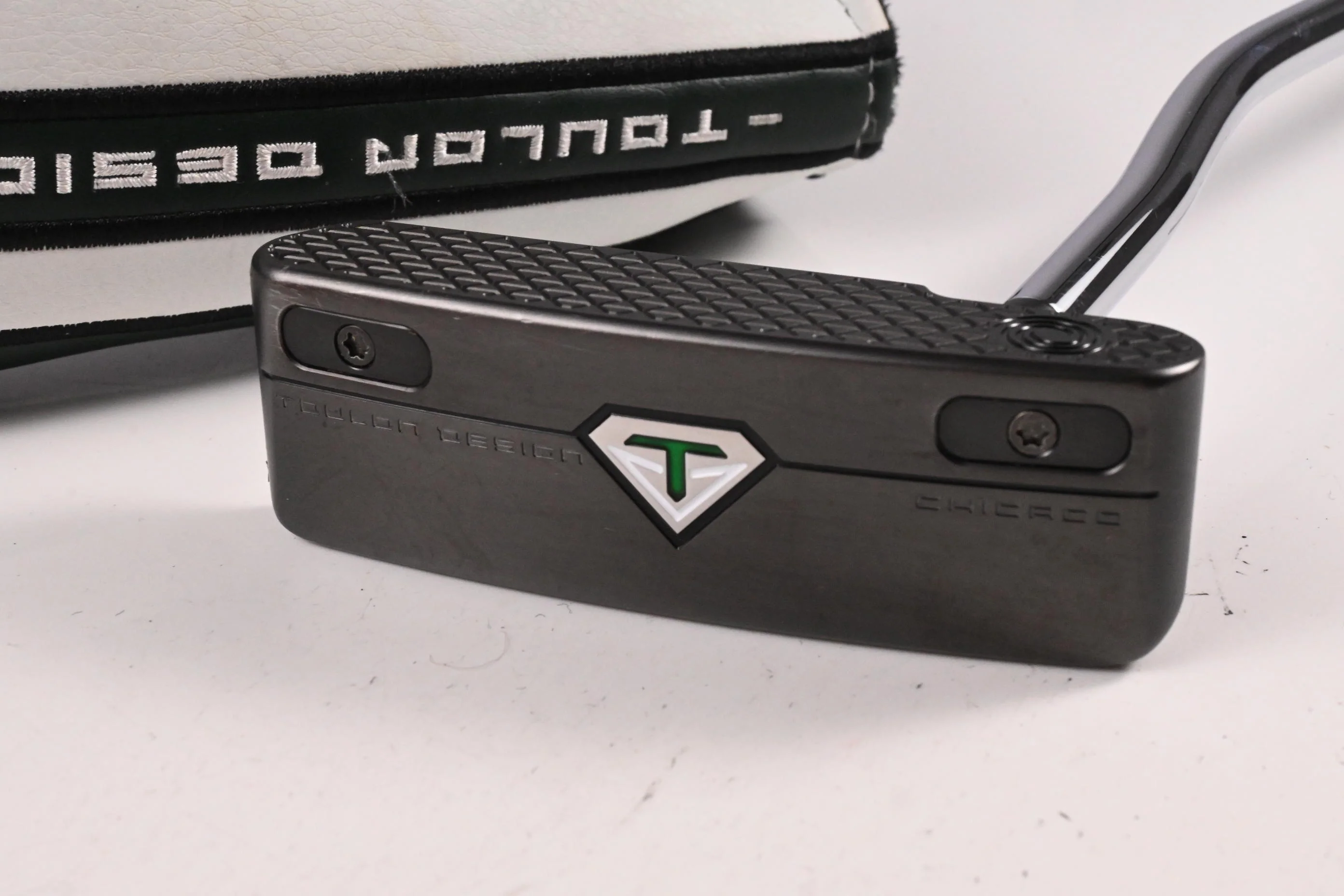 Odyssey Toulon Chicago 2022 Putter / 35.5 Inch